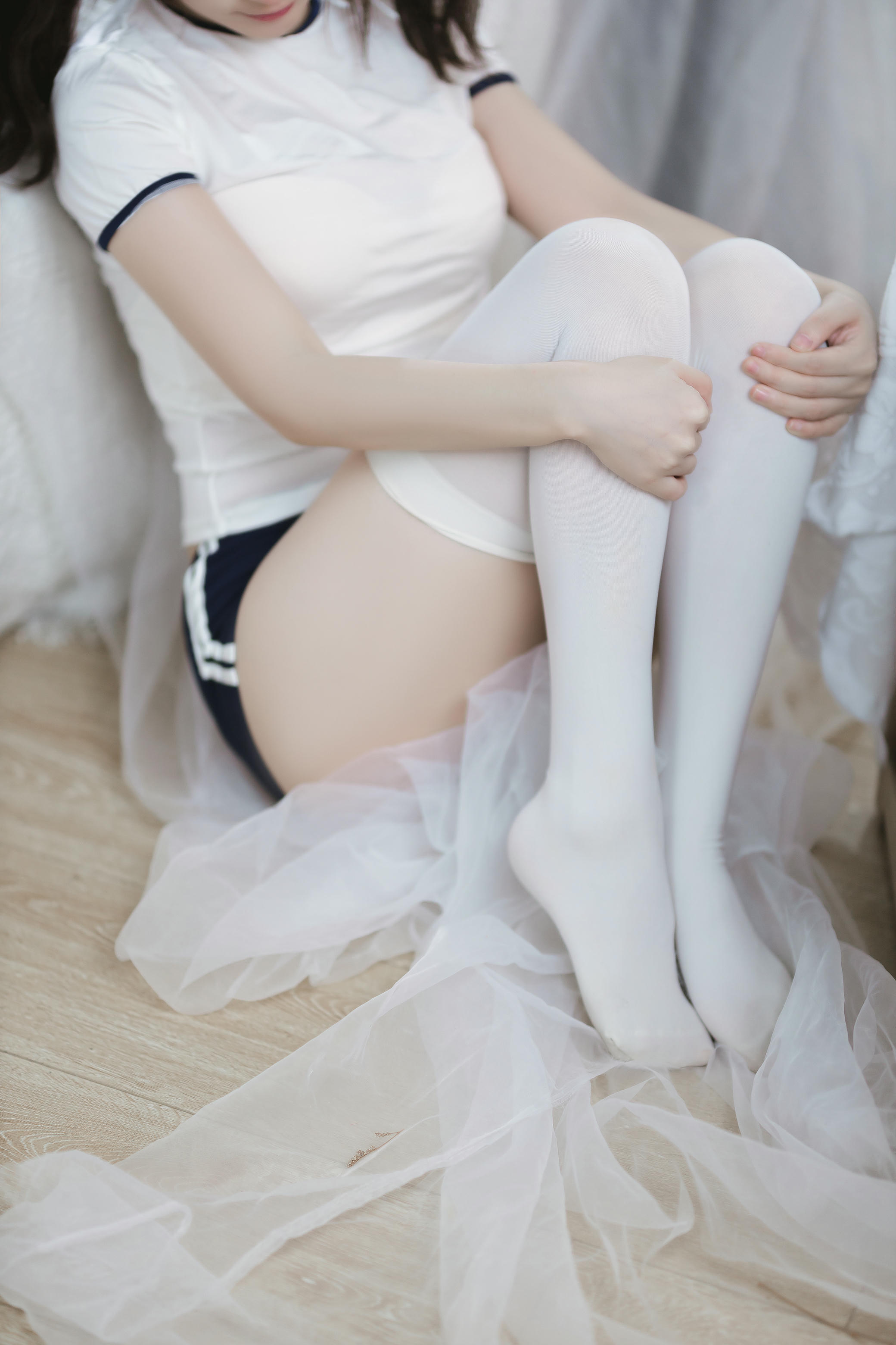 是三不是世w NO.005 束缚[37P527MB]_第1集