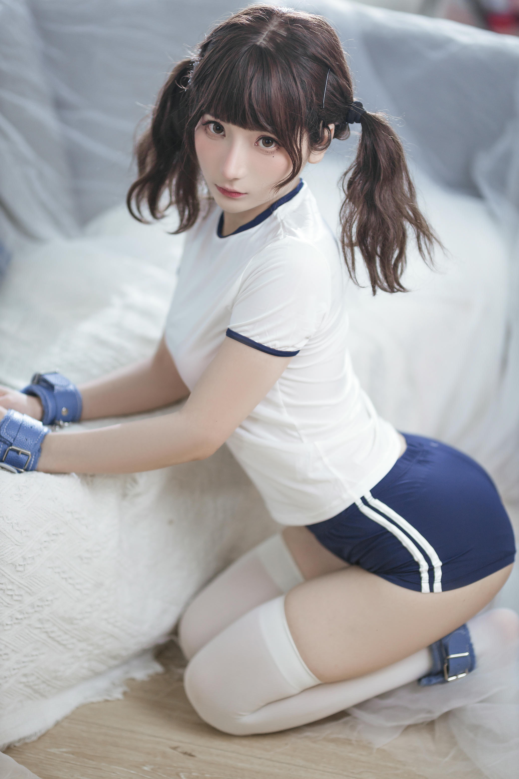 是三不是世w NO.005 束缚[37P527MB]_第1集