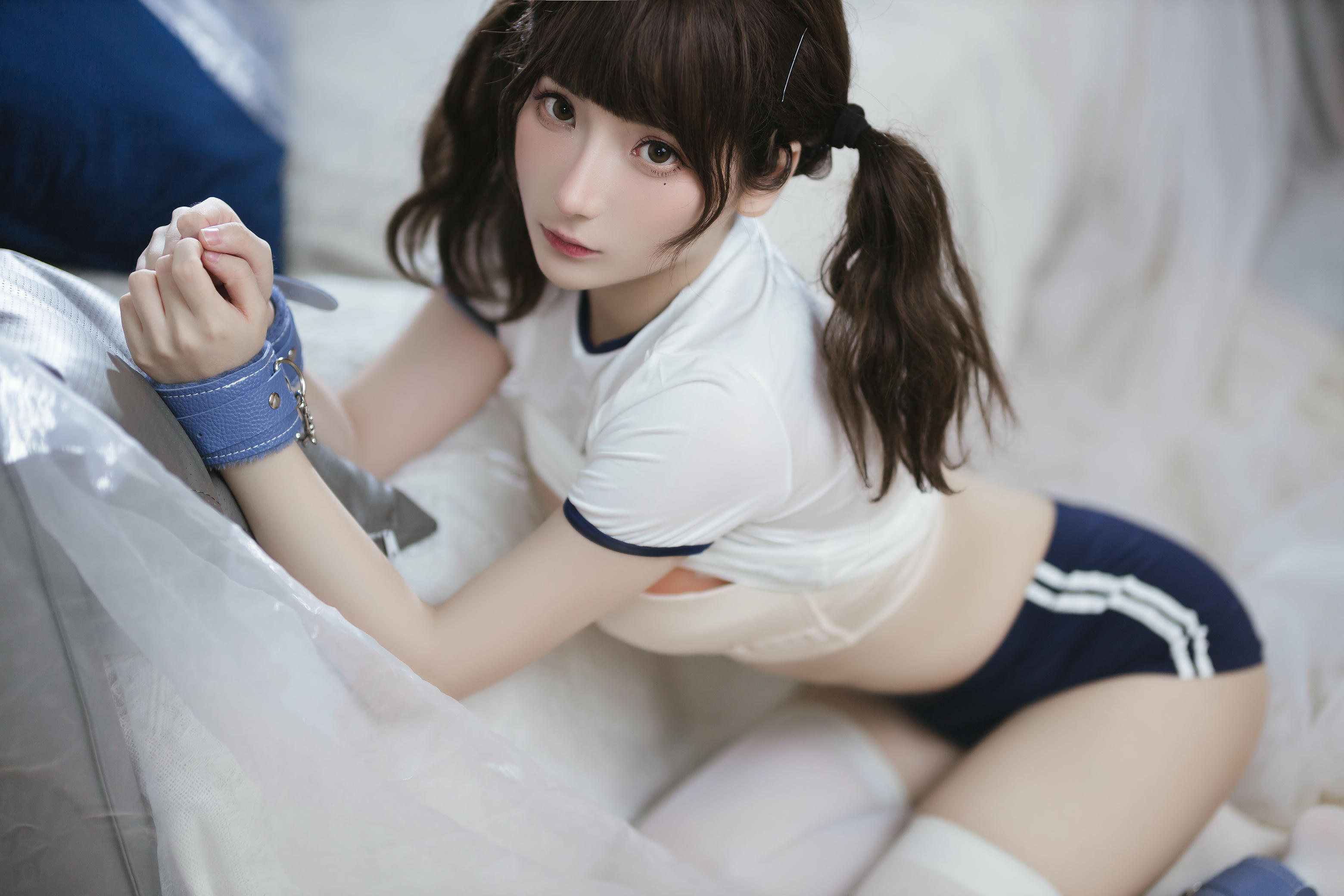 是三不是世w NO.005 束缚[37P527MB]_第2集