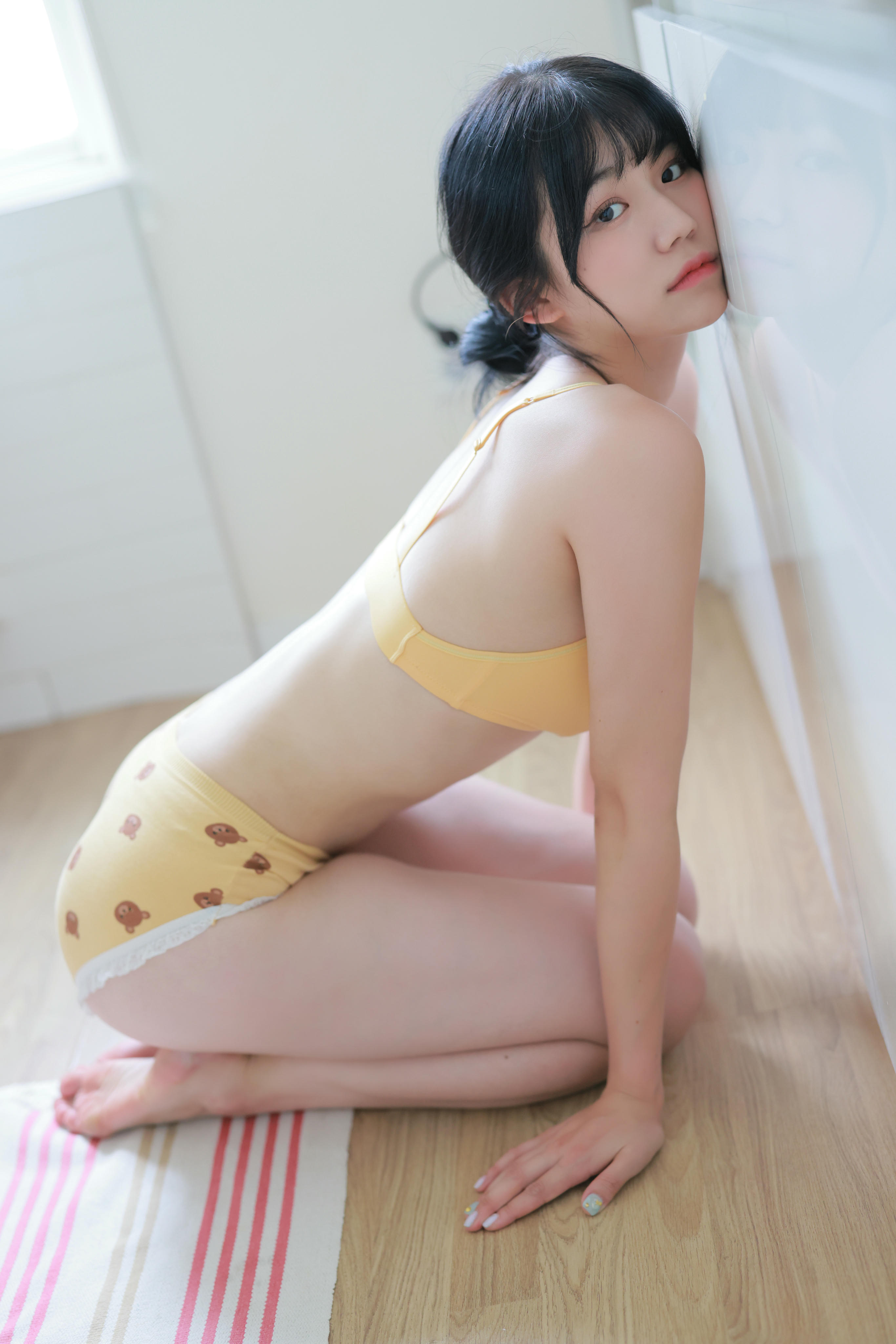 韩国写真机构-SWEETBOX NO.024 SWTB Vol.18 CREAM YUI [228P+3V／4.19GB]_第2集