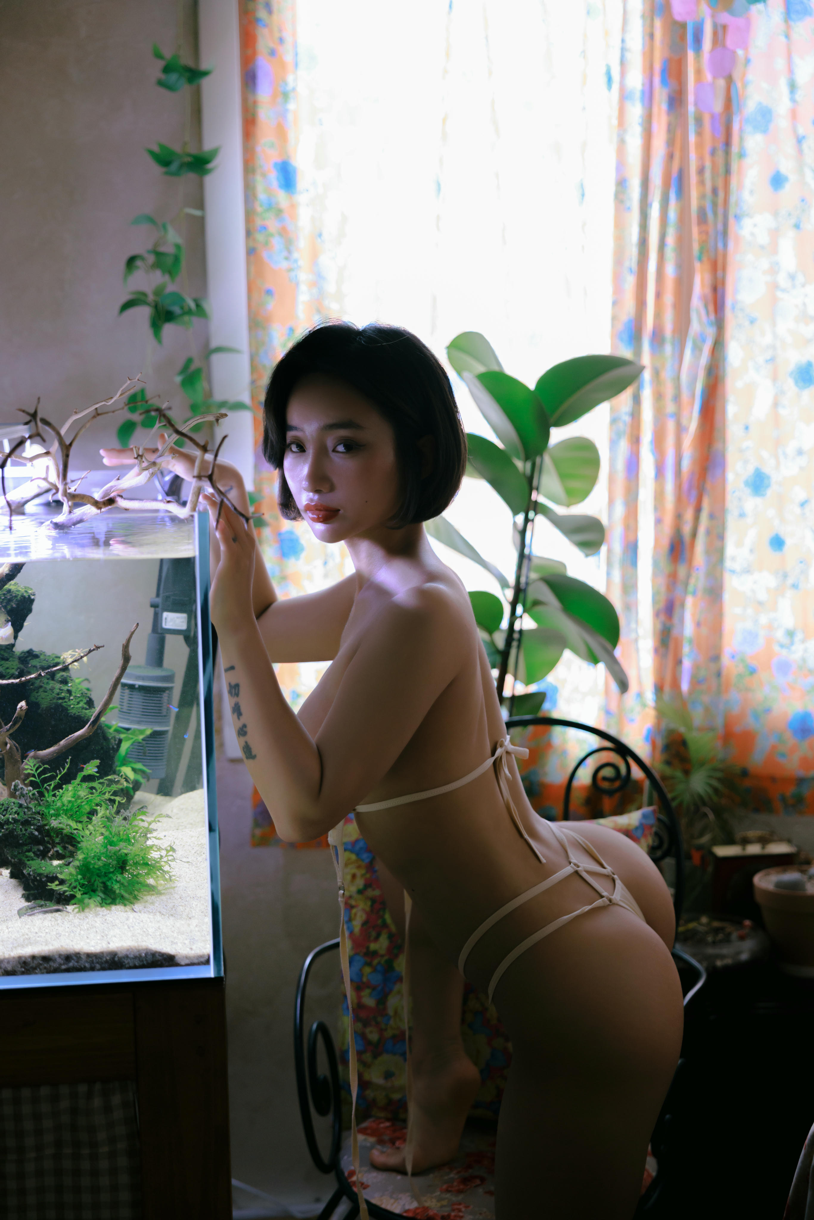 韩国写真机构-SWEETBOX NO.027 Booty Queen Vol.11 Hip Queen [158P1V／5.57GB]_第4集