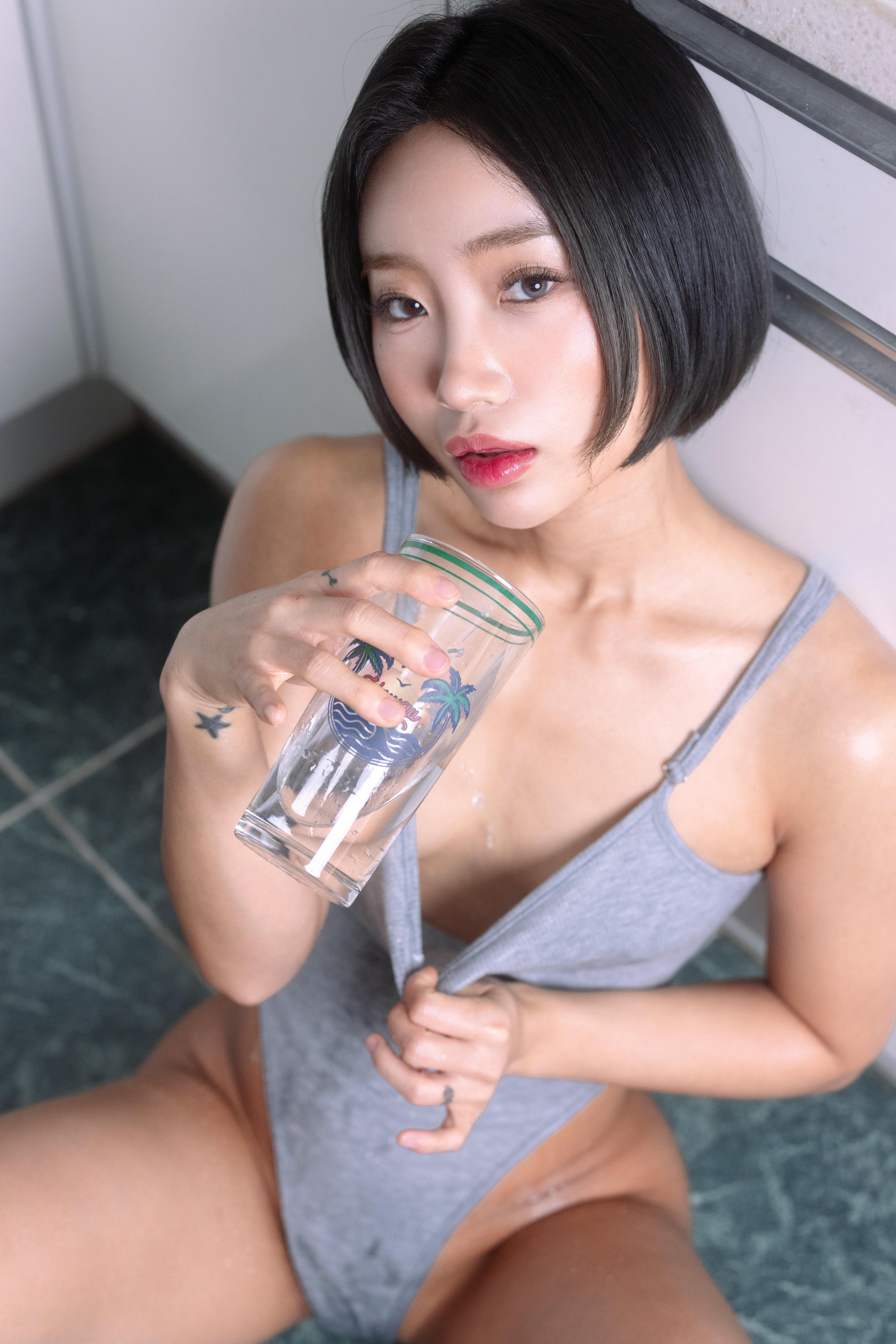 韩国写真机构-SWEETBOX NO.003 Booty Queen SWEETBOX Vol.01-03 [45P／1.1GB]_第2集