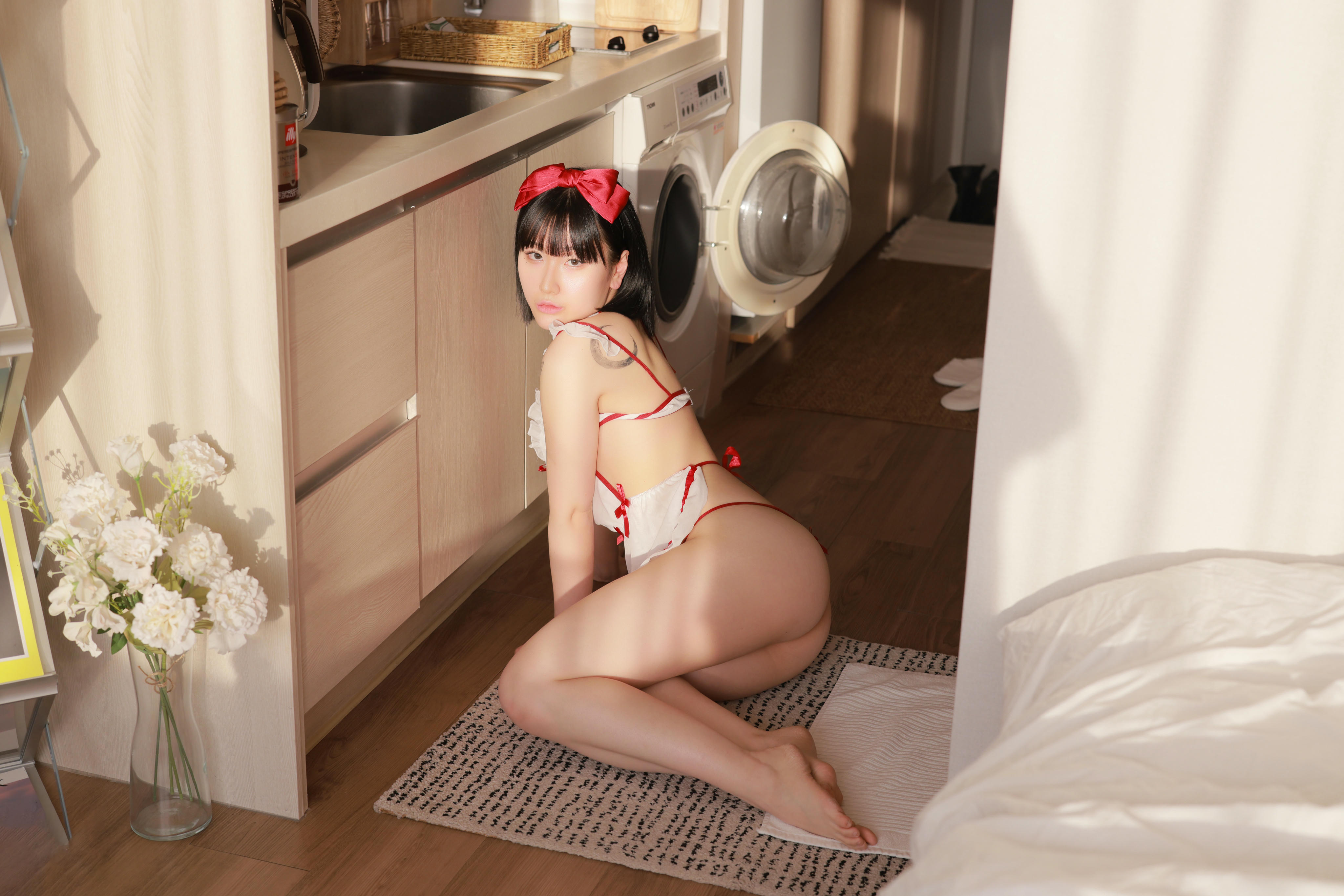 韩国写真机构-SWEETBOX NO.041 Yeonjju Vol.31 Home Alone [88P+4V／1.83GB]_第4集