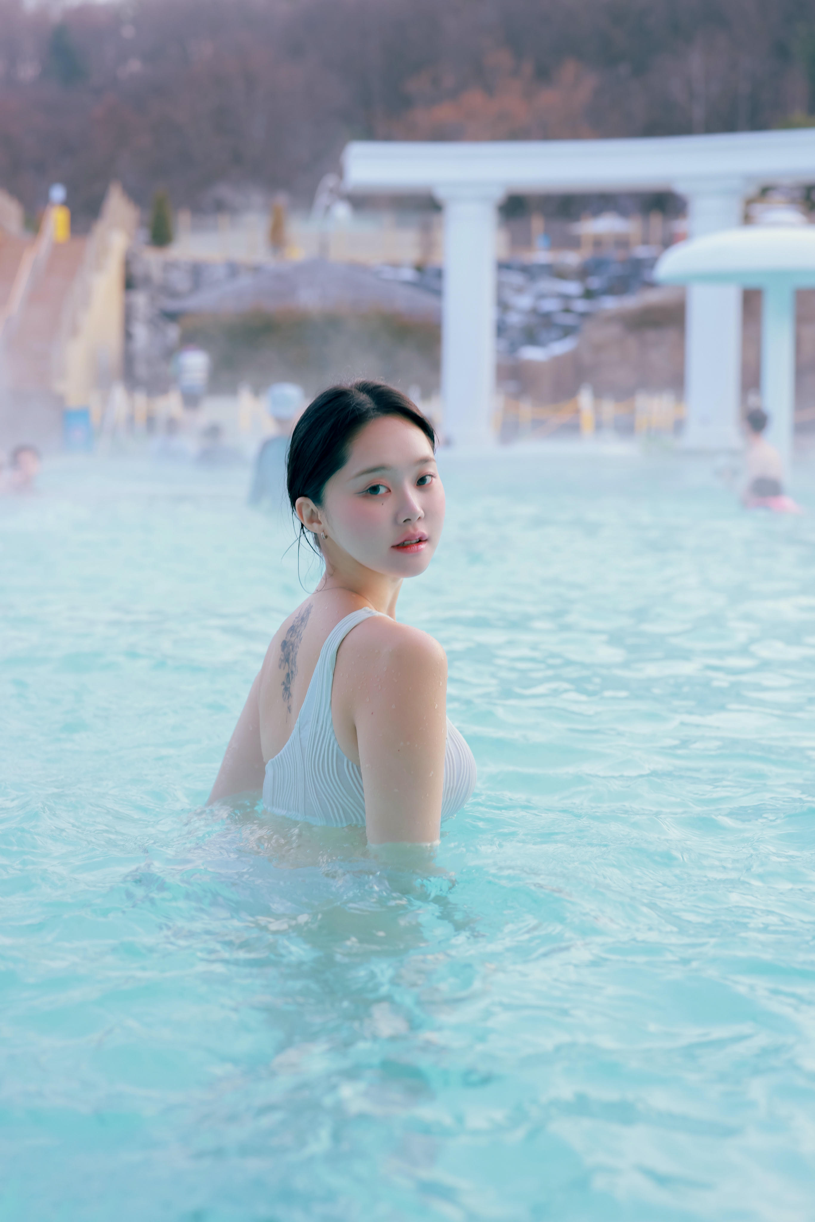 韩国写真机构-SWEETBOX NO.042 Inah (이나) Termeden Inah [66P／1.13GB]_第3集