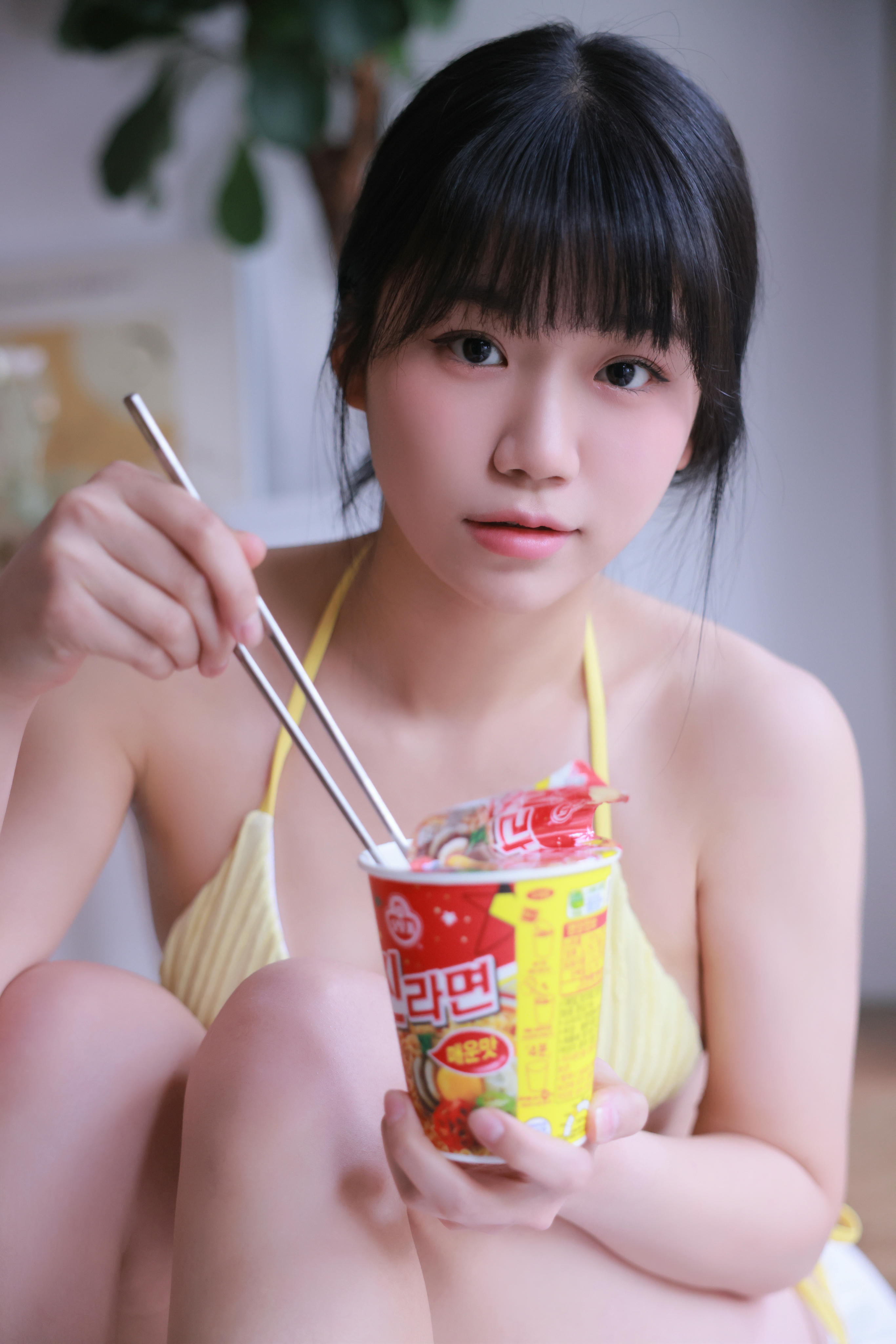 韩国写真机构-SWEETBOX NO.049 Yui Vol.39 RAMEN [125P+3V／4.16GB]-PICTURES_第4集