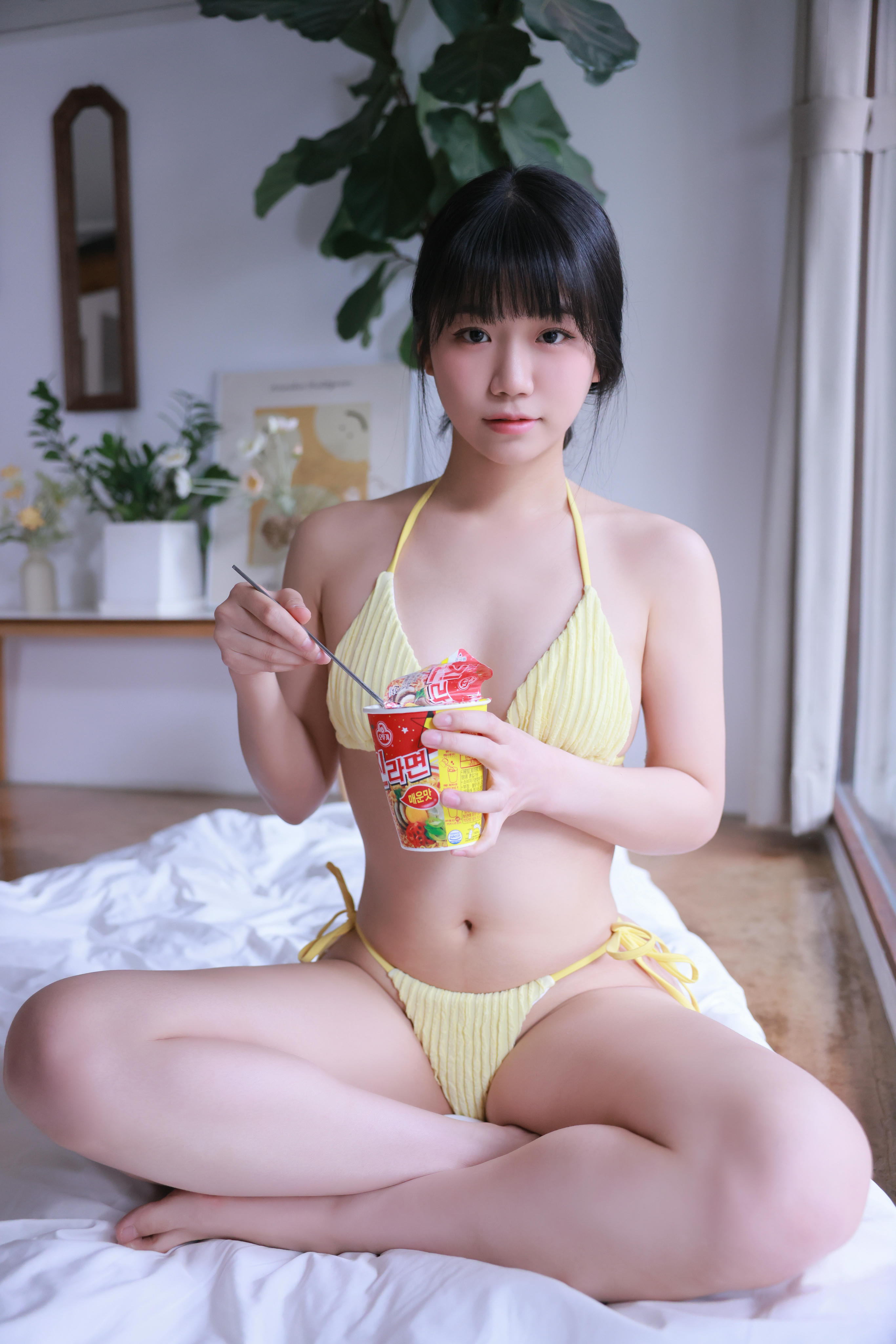 韩国写真机构-SWEETBOX NO.049 Yui Vol.39 RAMEN [125P+3V／4.16GB]-PICTURES_第4集