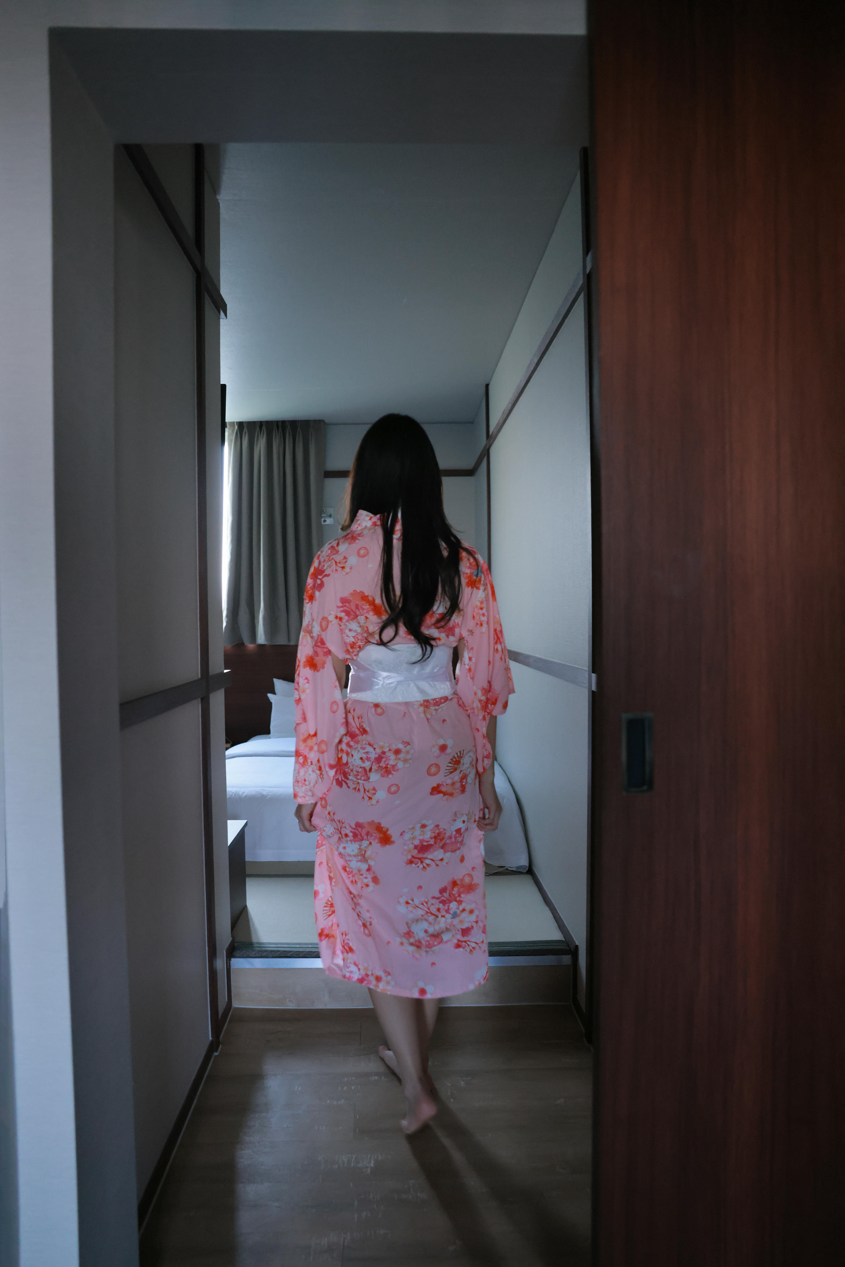 韩国写真机构-SWEETBOX NO.050 Inah Vol.40 All night [186P-3.57GB]_第2集