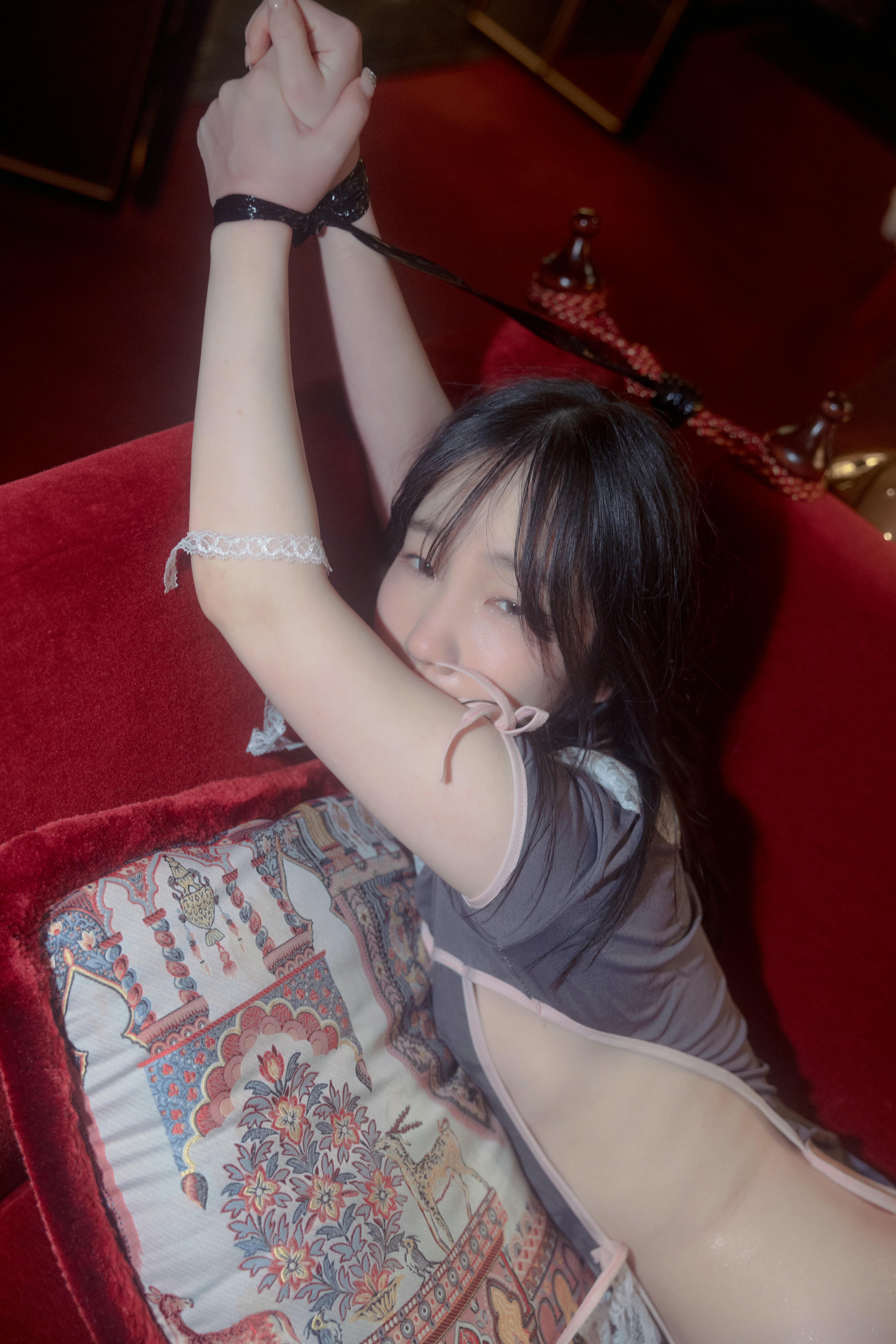 韩国写真机构-SWEETBOX NO.009 Yeri SWEETBOX 36.5 ℃ 03-1 [49P+1V／2GB]_第1集