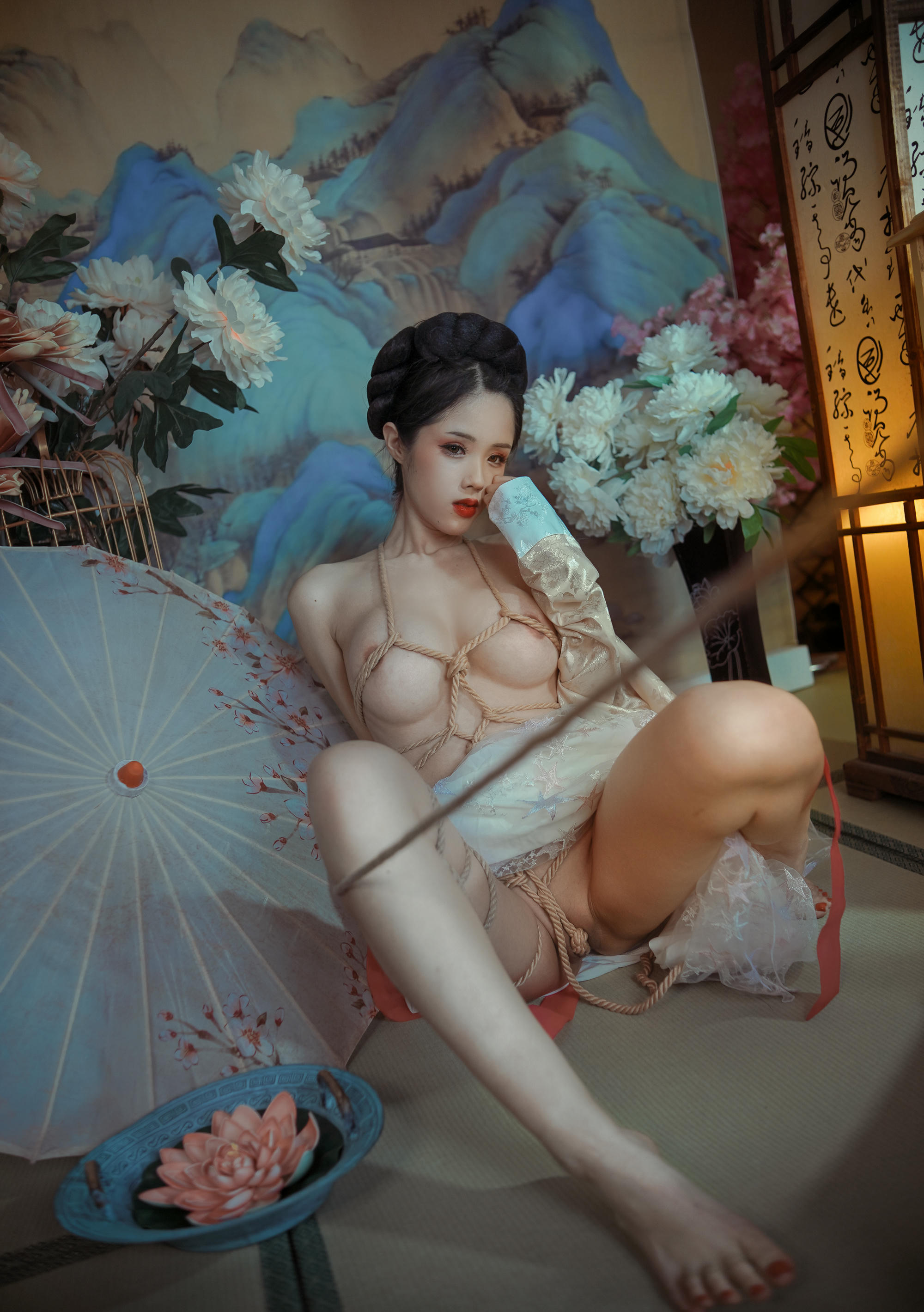 钛合金TiTi NO.038 霜花店 [55P1V-1.40G]_第1集