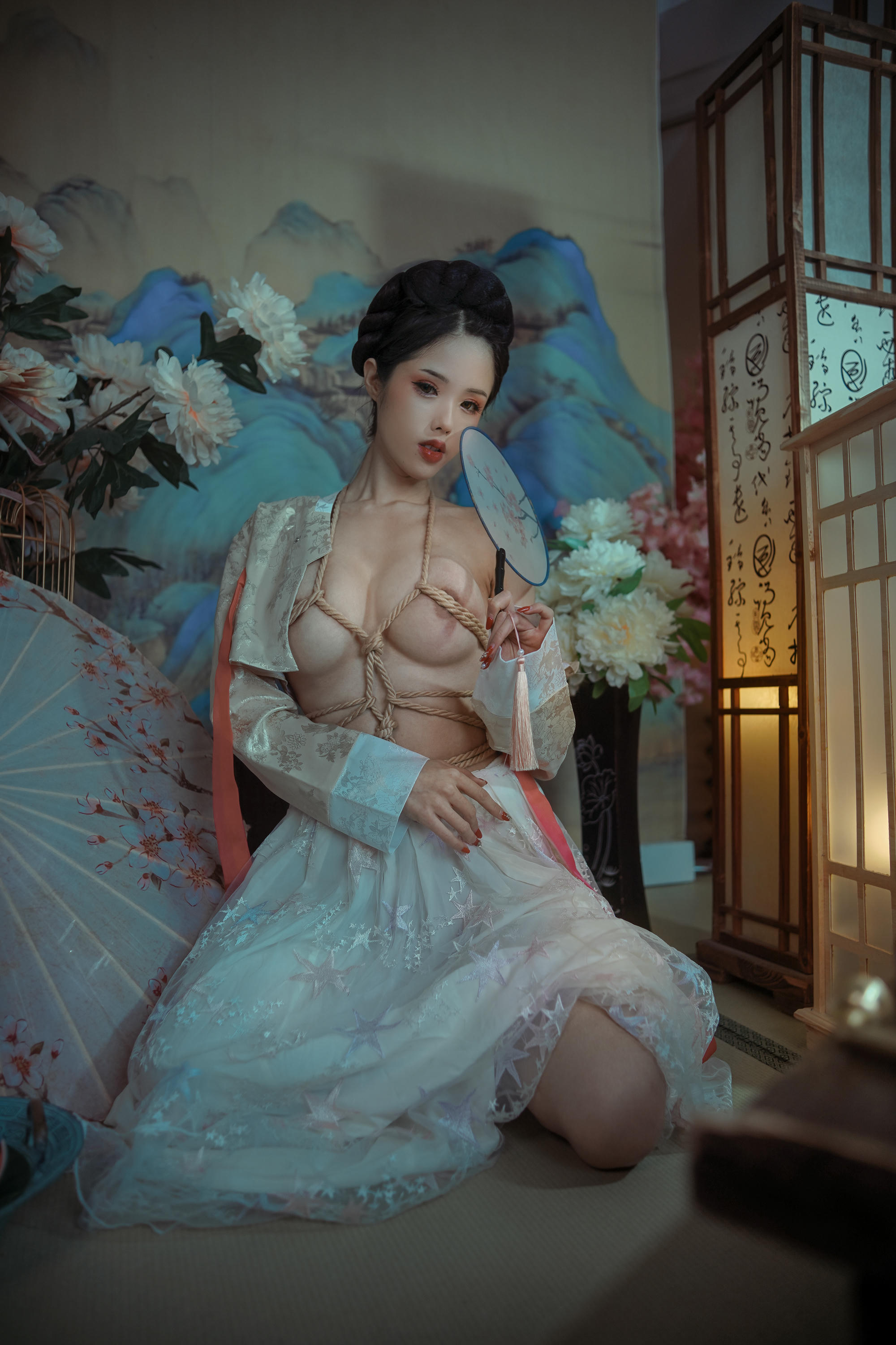 钛合金TiTi NO.038 霜花店 [55P1V-1.40G]_第1集