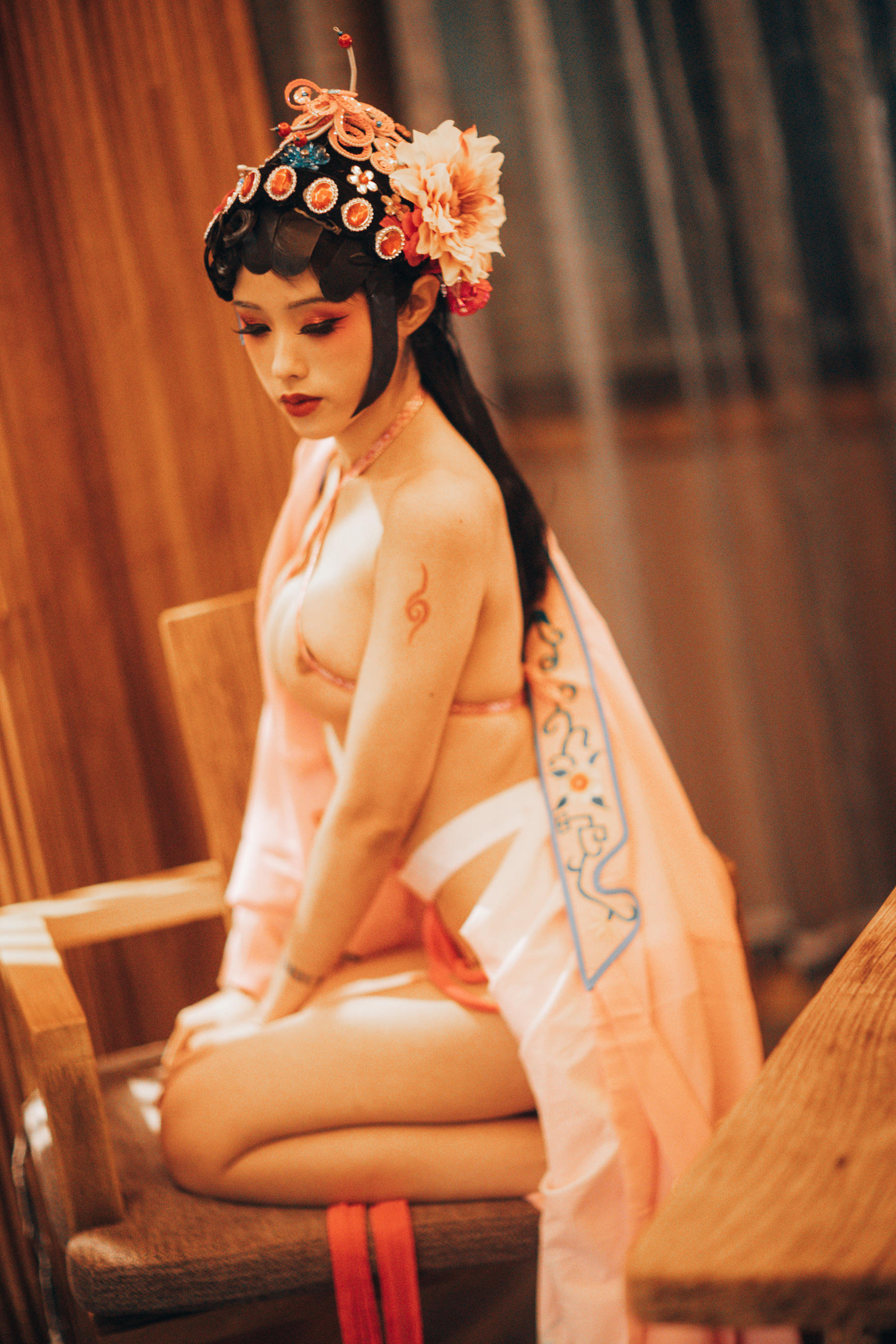 钛合金TiTi NO.074 潘金莲 [82P-1.04G]_第1集