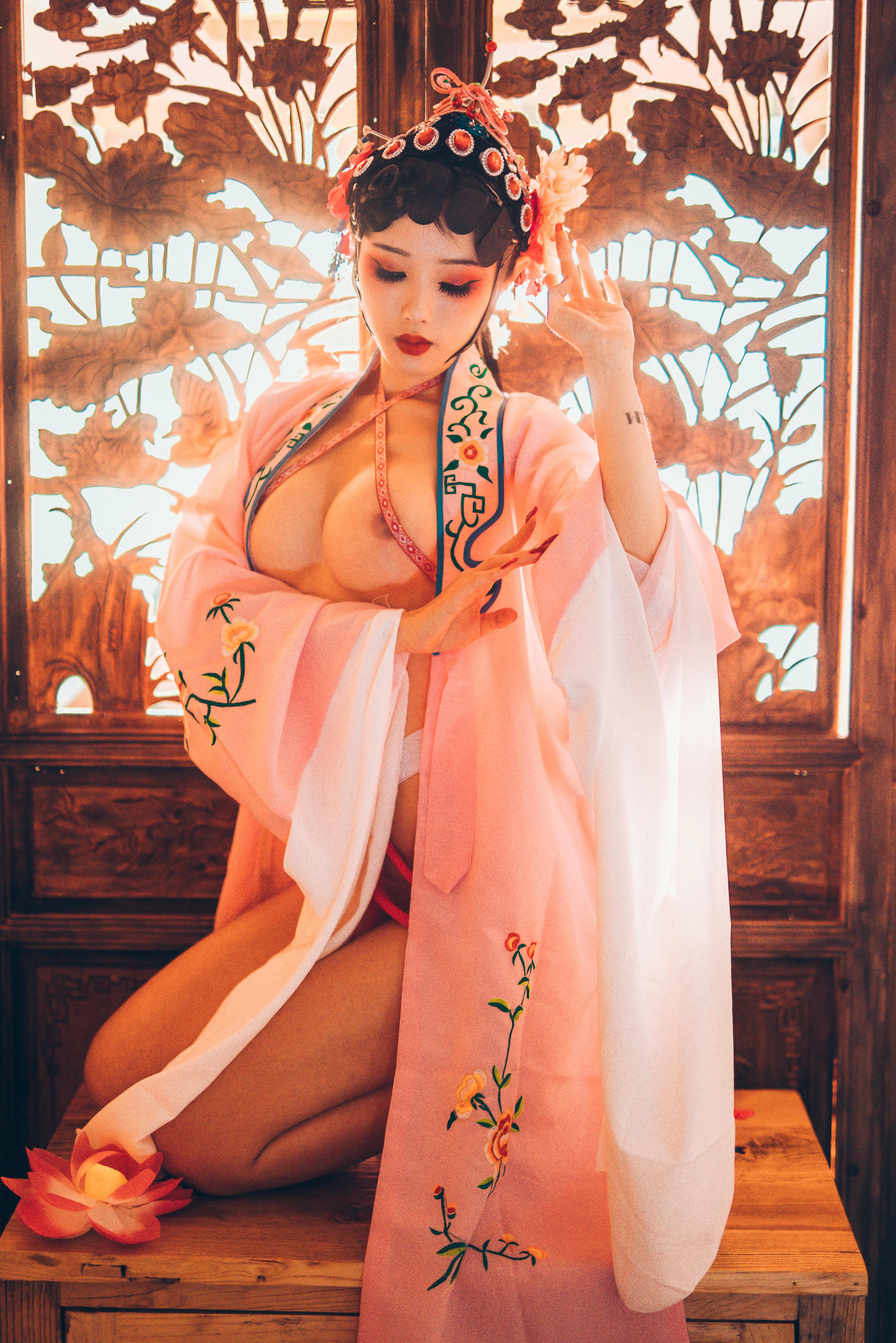 钛合金TiTi NO.074 潘金莲 [82P-1.04G]_第4集