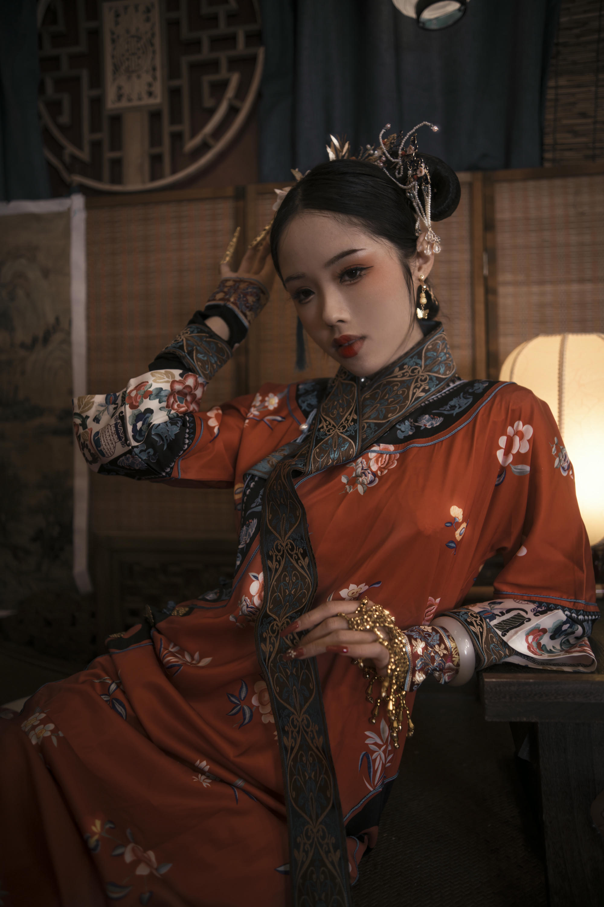 钛合金TiTi NO.076 满清服饰（绿娇红姹）[60P2V-1.51G]_第1集