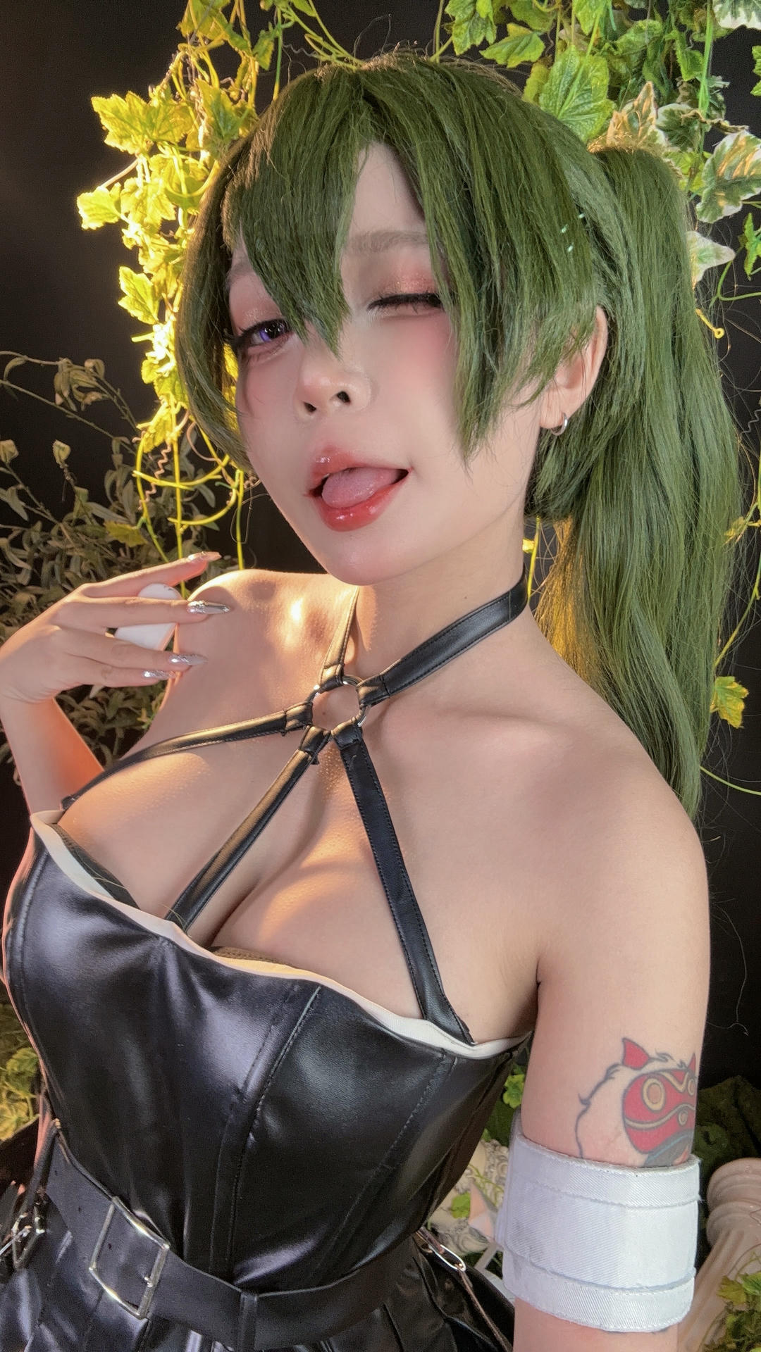 越南coser-Umeko J NO.127 cosplay Ubel Sousou no Frieren [126P10V 2GB]-Pic_第5集