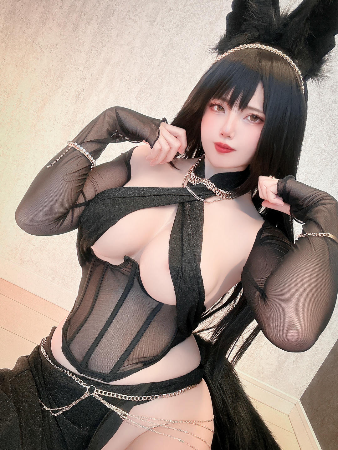 日本coser-Uriうり-Fantia-2023-02-01 黒狼女王様 31sheets_第1集