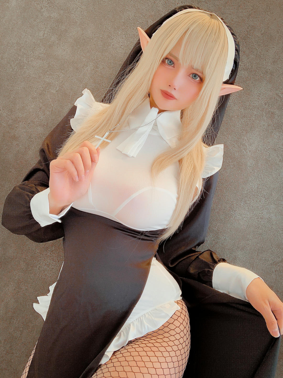 日本coser-Uriうり-Fantia-2022-03-03 金髪エルフシスター27sheets_第1集