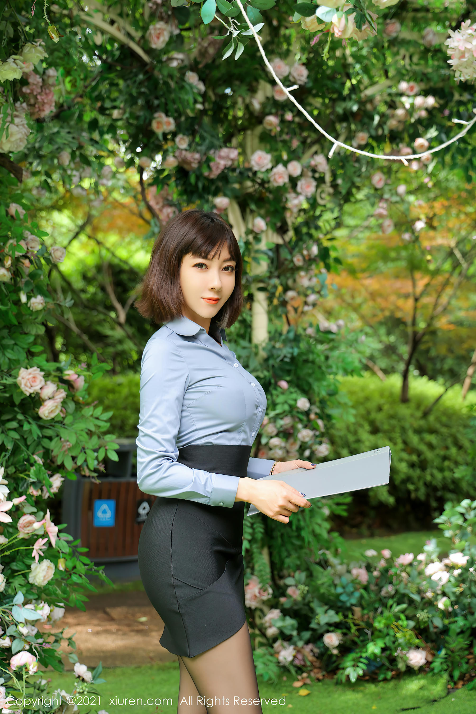 XiuRen秀人网 2021.06.02 NO.3495 果儿Victoria[73+1P／765MB]_第1集