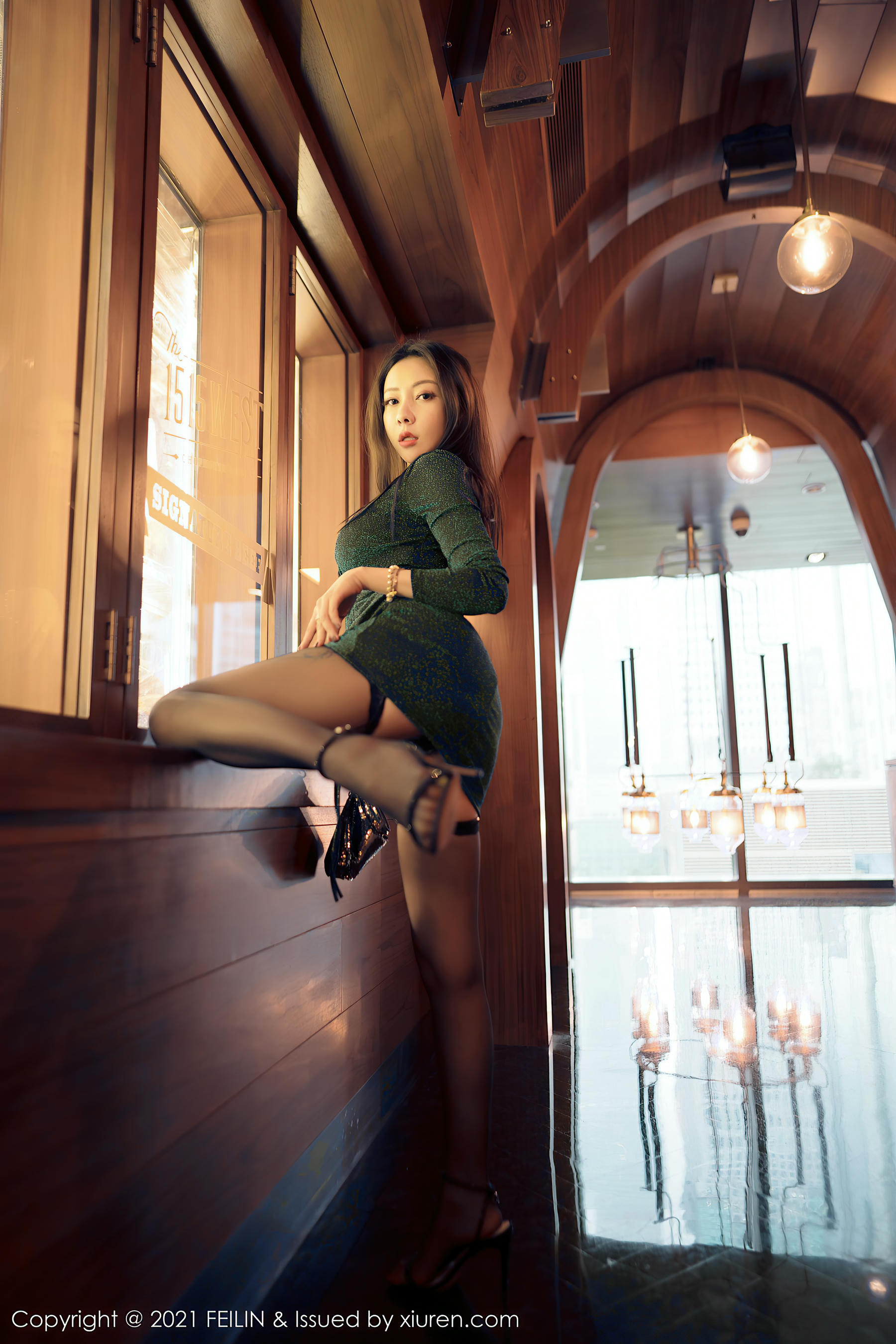 FEILIN嗲囡囡 2021.10.08 VOL.416 果儿Victoria [90+1P808M]_第3集