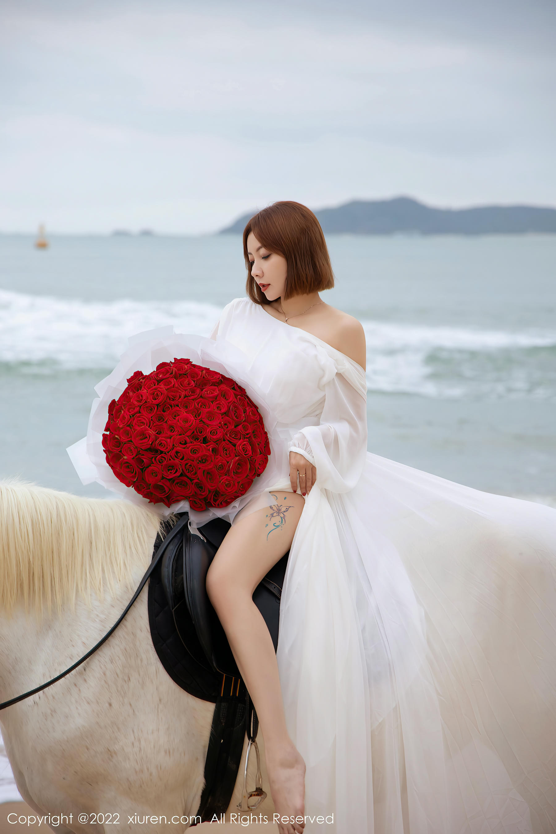 XiuRen秀人网 2022.04.12 No.4853 果儿Victoria 沙滩美臀 [40+1P359M]_第1集