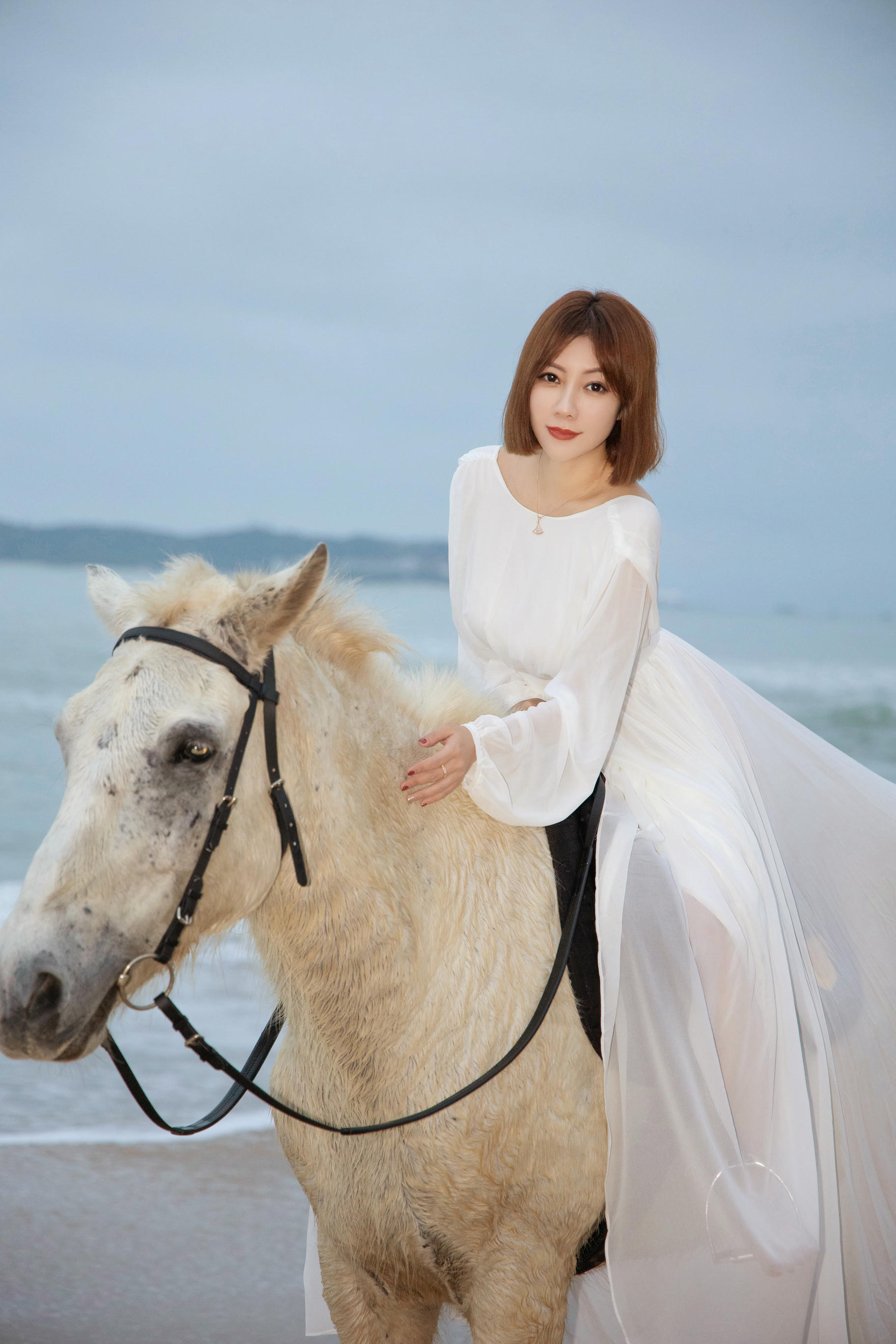 果儿Victoria 公主与野兽 [36P／291MB]_第1集