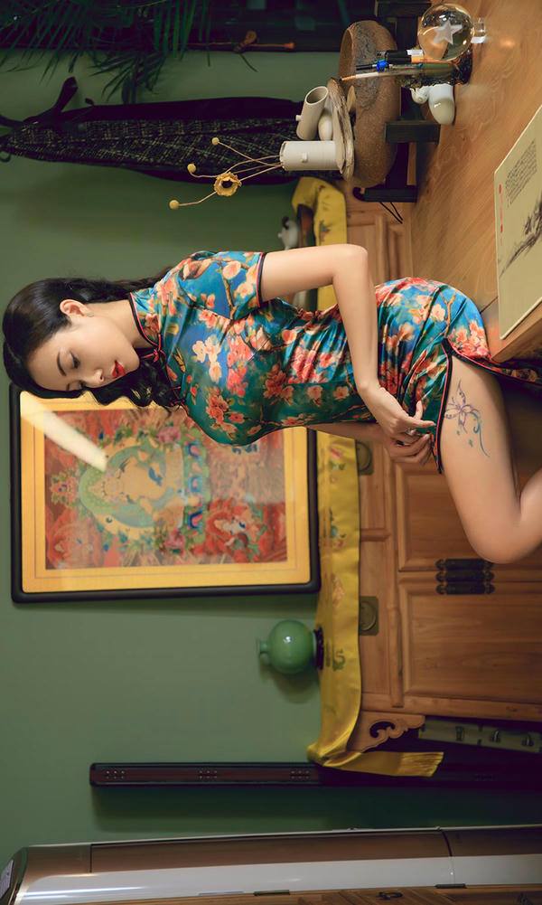 爱尤物 2019 NO.1603 果儿Victoria—很久以前我爱你[35P／39M]_第2集
