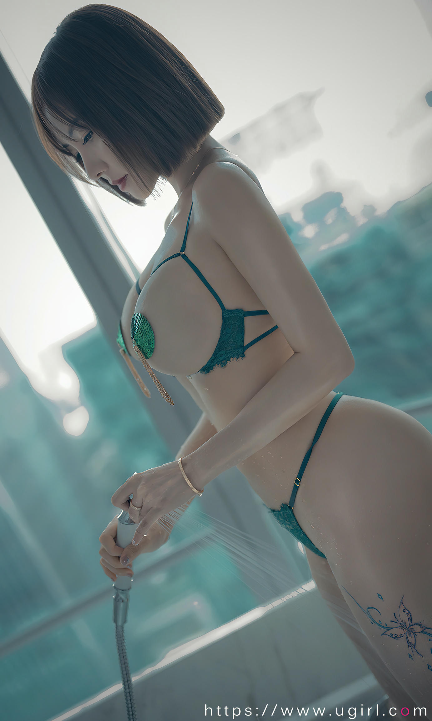 Ugirls爱尤物 2022 NO.2420 果儿Victoria 薄荷清酒[35P／57MB]_第1集
