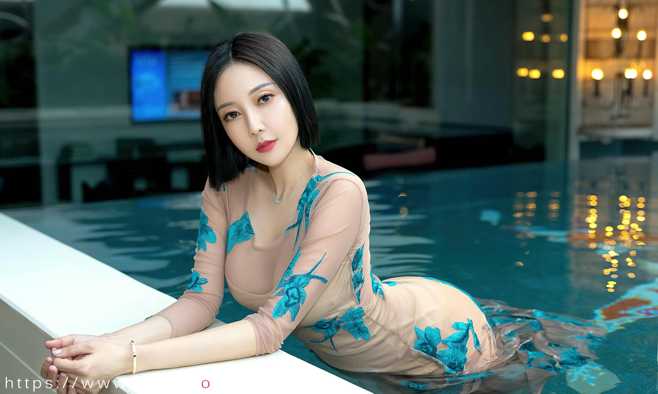 Ugirls爱尤物 2022 NO.2448 果儿Victoria 爱情乐章[35P／76.4MB]_第2集