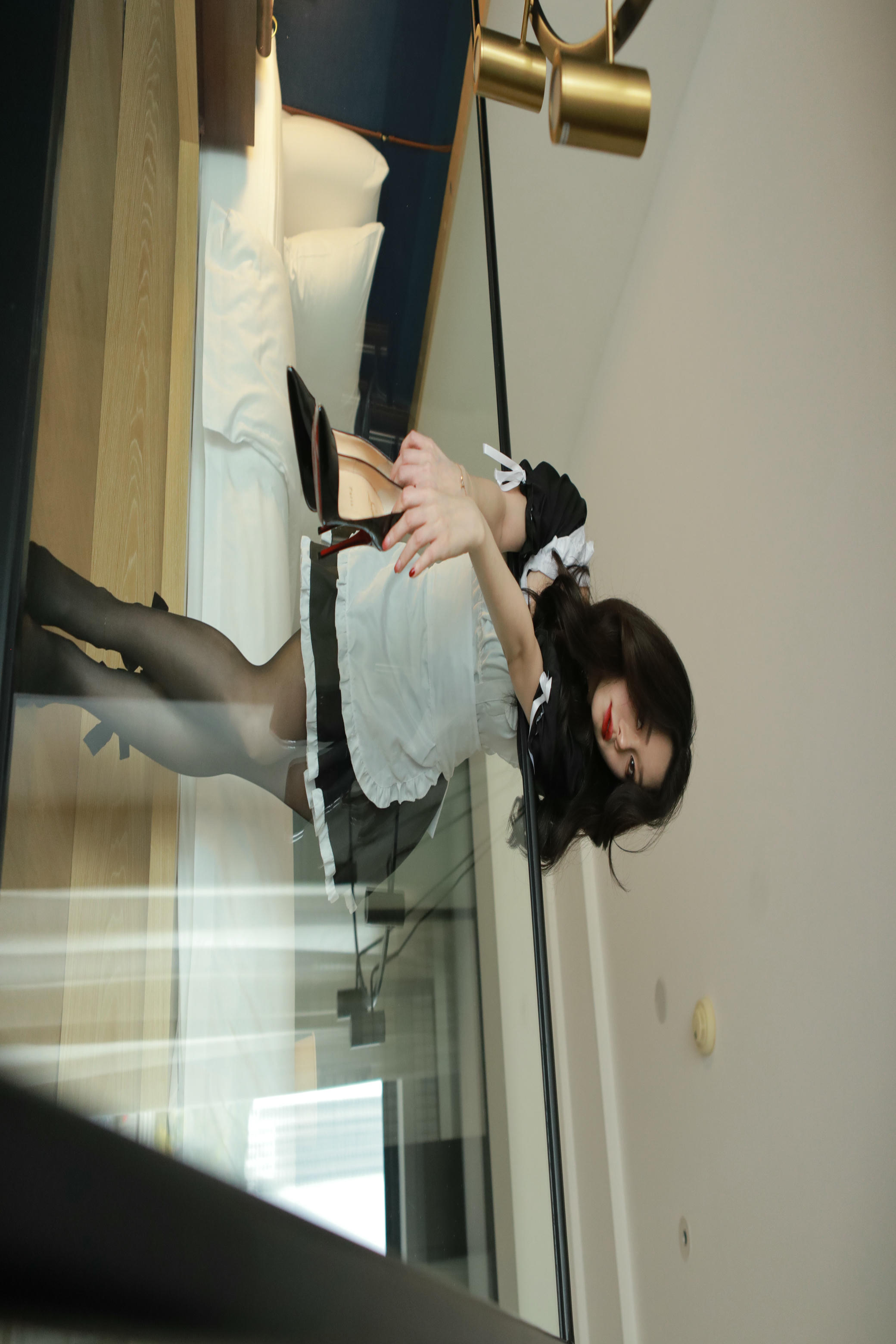 Sia不吃鱼微密圈 NO.010 俏皮大奶女仆系列 [98P+1V／2.92GB]_第3集