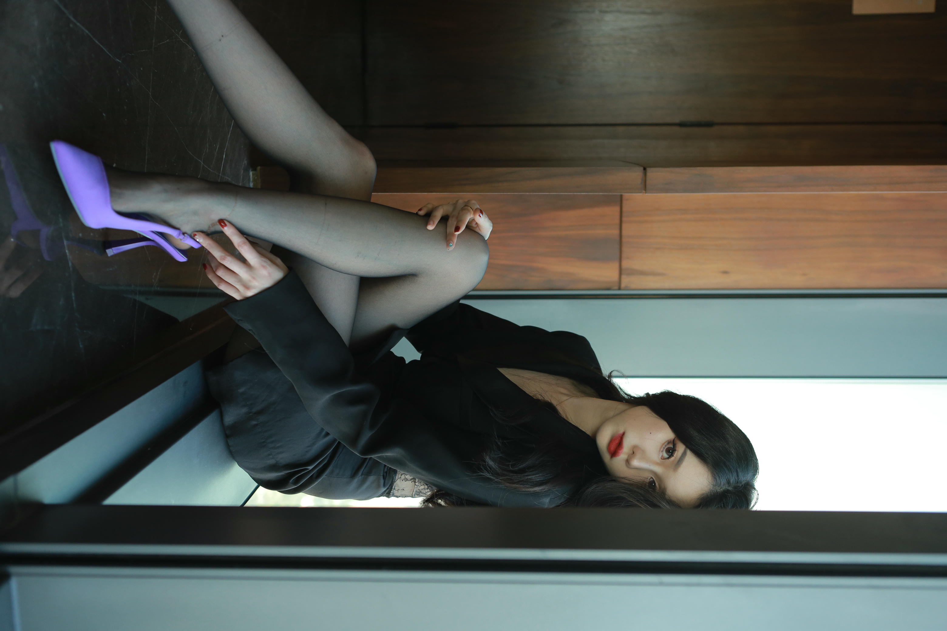 Sia不吃鱼微密圈 NO.019 性感玉足[88P-1V-2.84G]_第2集