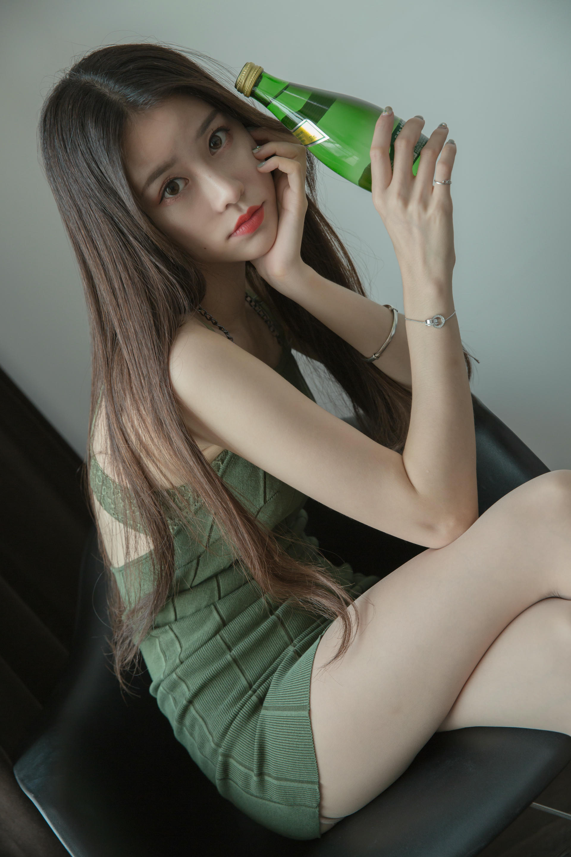 Sia不吃鱼微密圈 NO.053 sia4.20付费 [284P 2.67 GB]_第1集