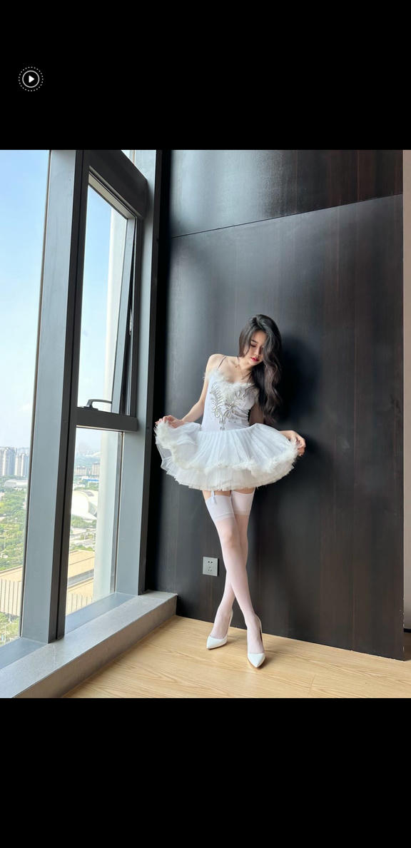 Sia不吃鱼微密圈 NO.075 sia5.23嘉宾 [211P1V 1.81 GB]_第2集