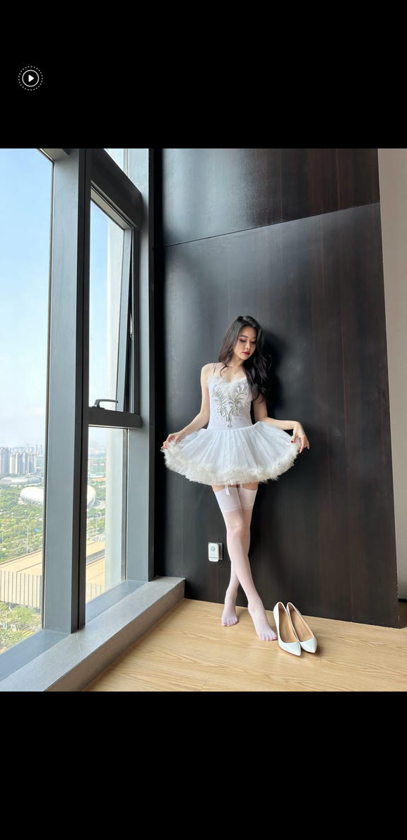 Sia不吃鱼微密圈 NO.075 sia5.23嘉宾 [211P1V 1.81 GB]_第2集