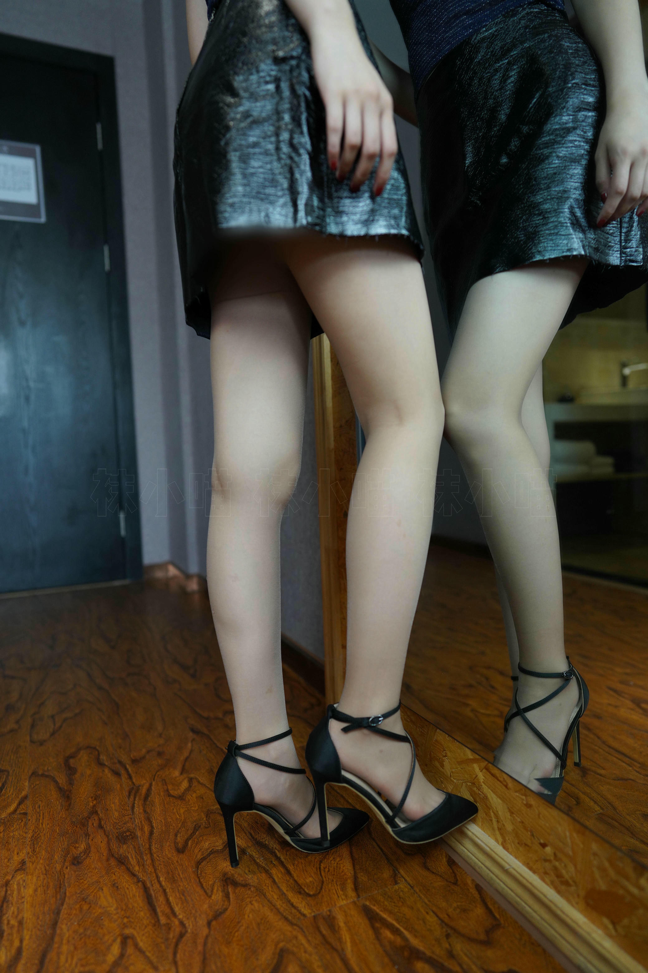 袜小喵 KT323《优雅》 [58P 108.68 MB]_第2集