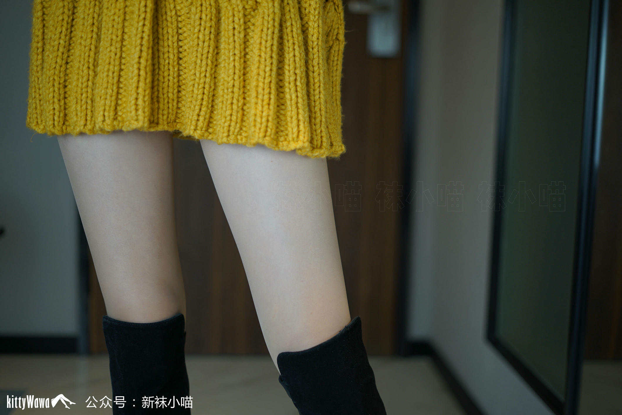 袜小喵 KT088 毛衣与靴 [60P+52M]_第2集