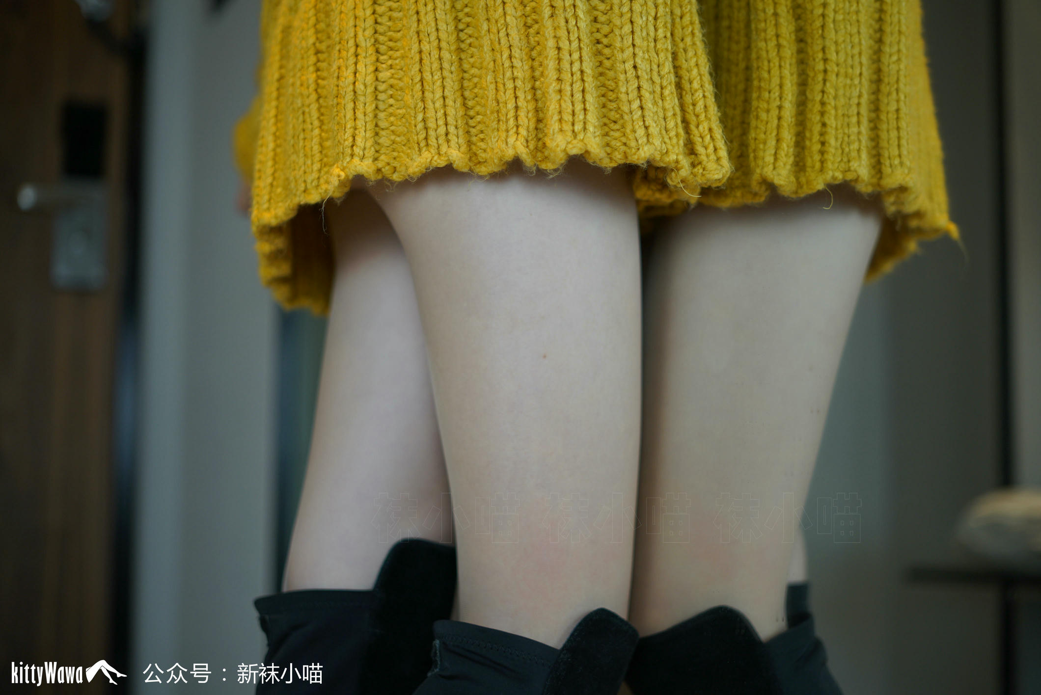 袜小喵 KT088 毛衣与靴 [60P+52M]_第2集