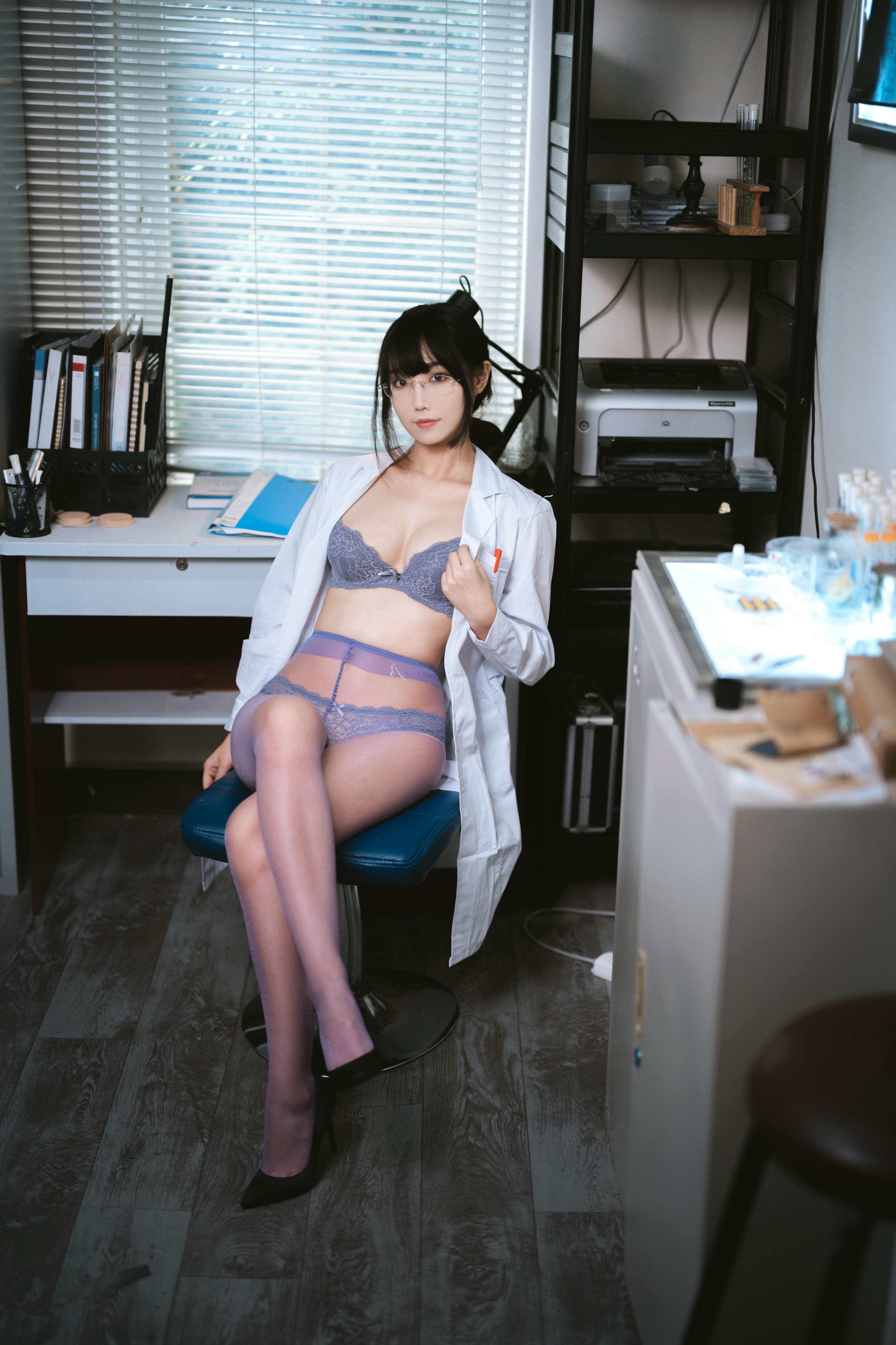 汪知子 NO.014 医生姐姐[34P-192M]_第1集