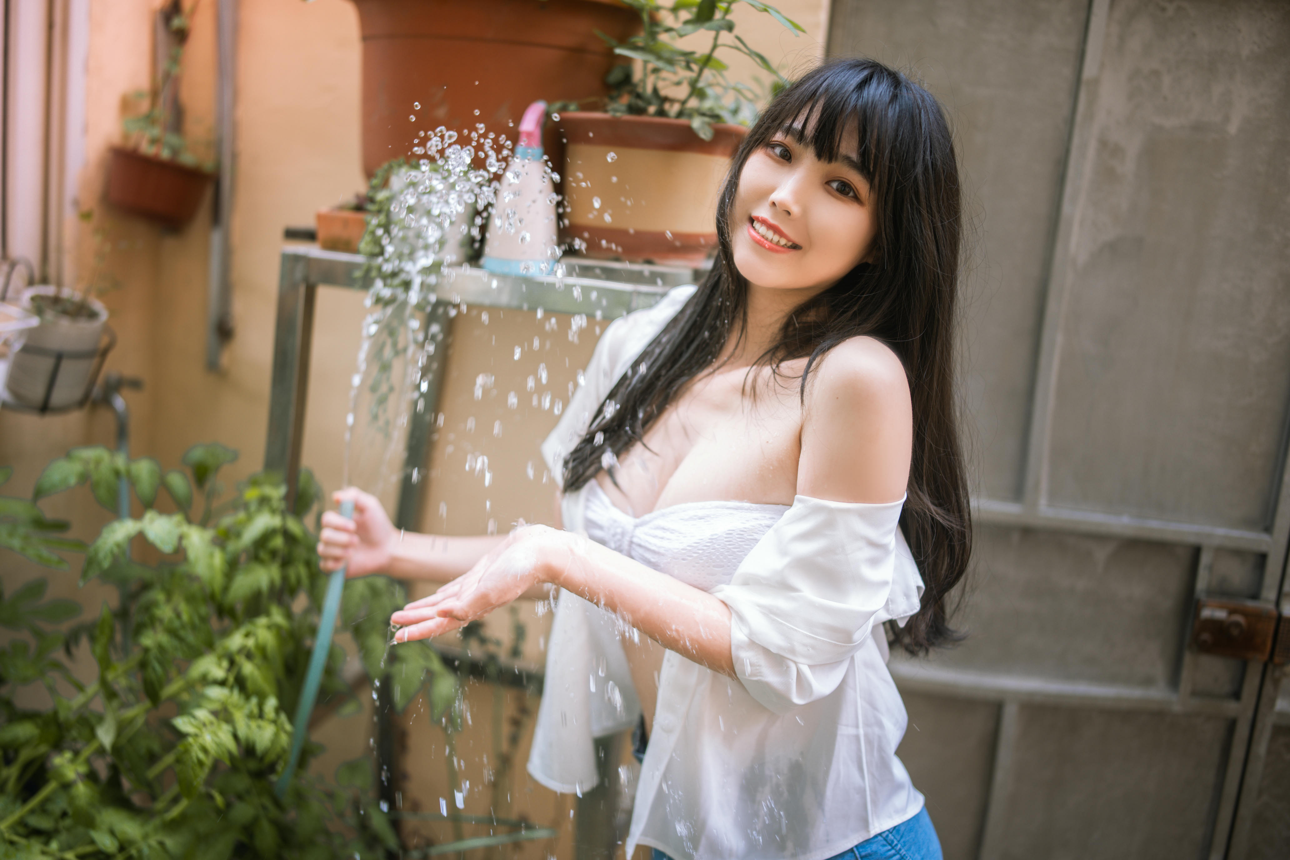 汪知子 NO.021 夏日小院 [33P／638MB]_第1集