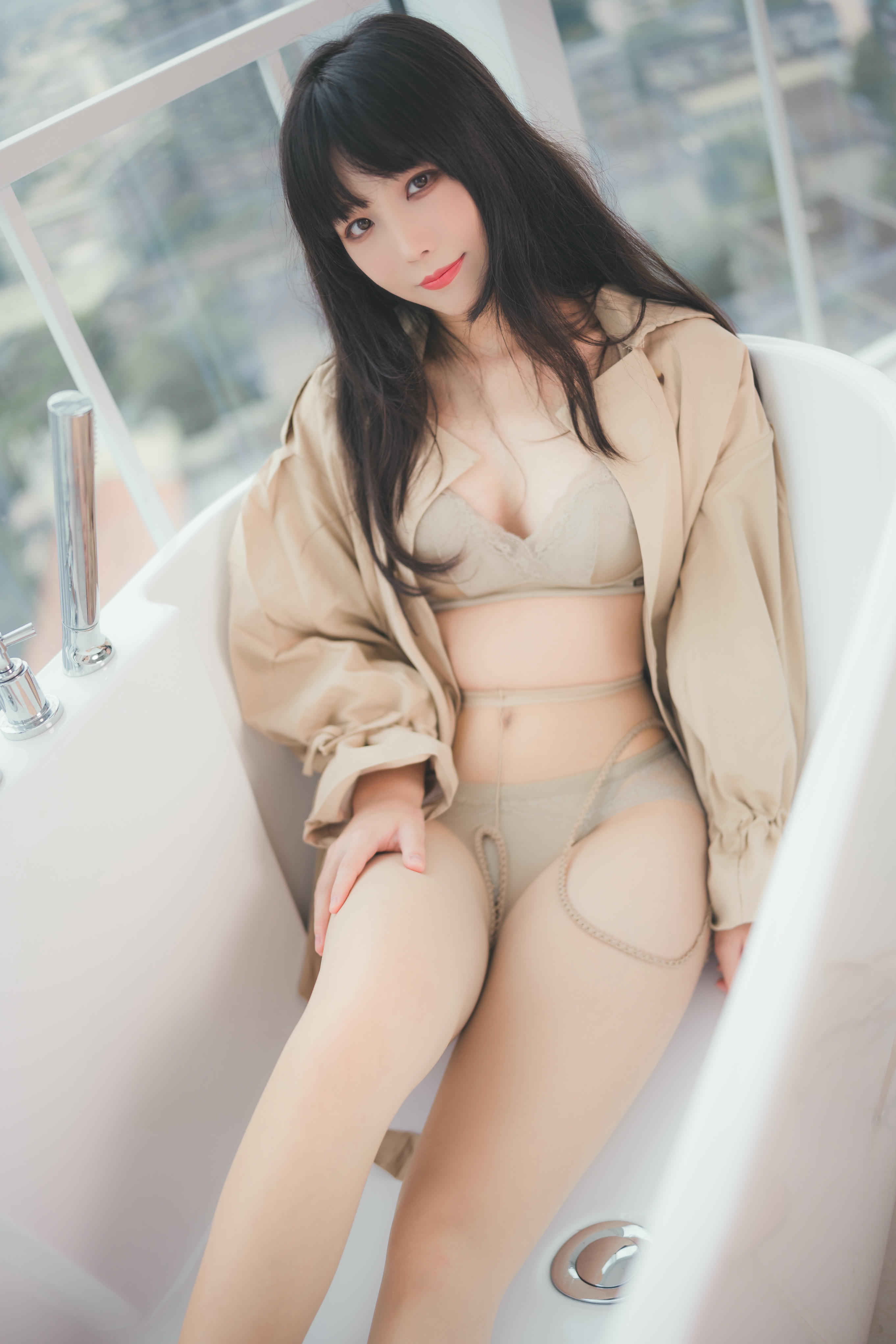 汪知子 NO.008 风衣[52P-168M]_第1集
