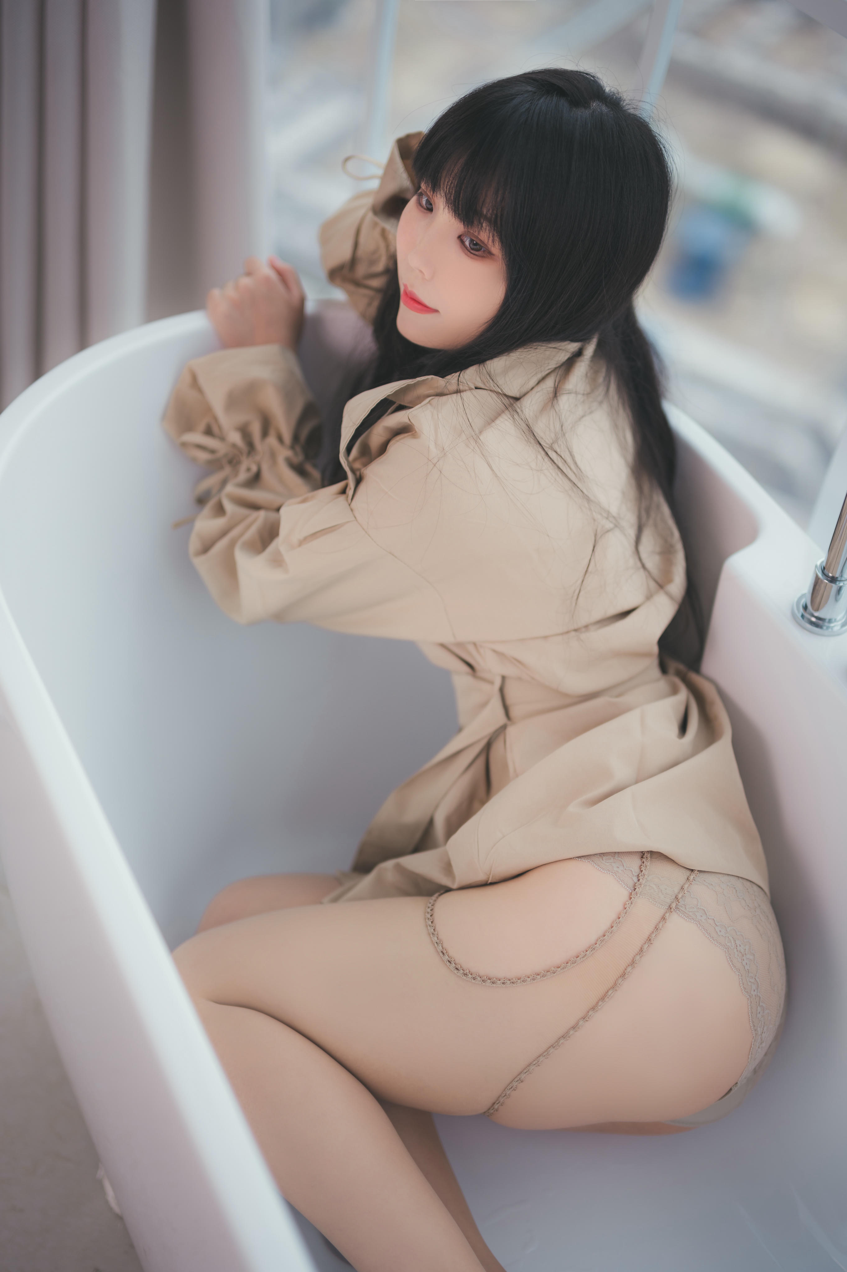 汪知子 NO.008 风衣[52P-168M]_第1集
