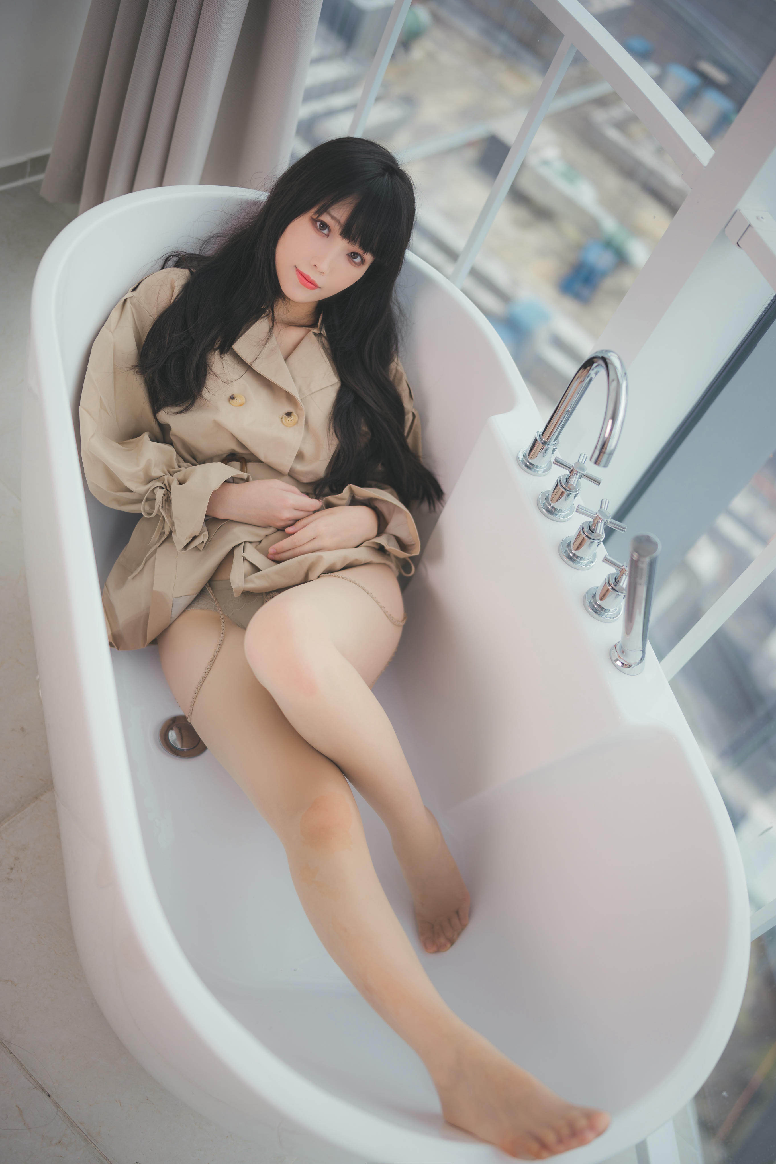 汪知子 NO.008 风衣[52P-168M]_第1集