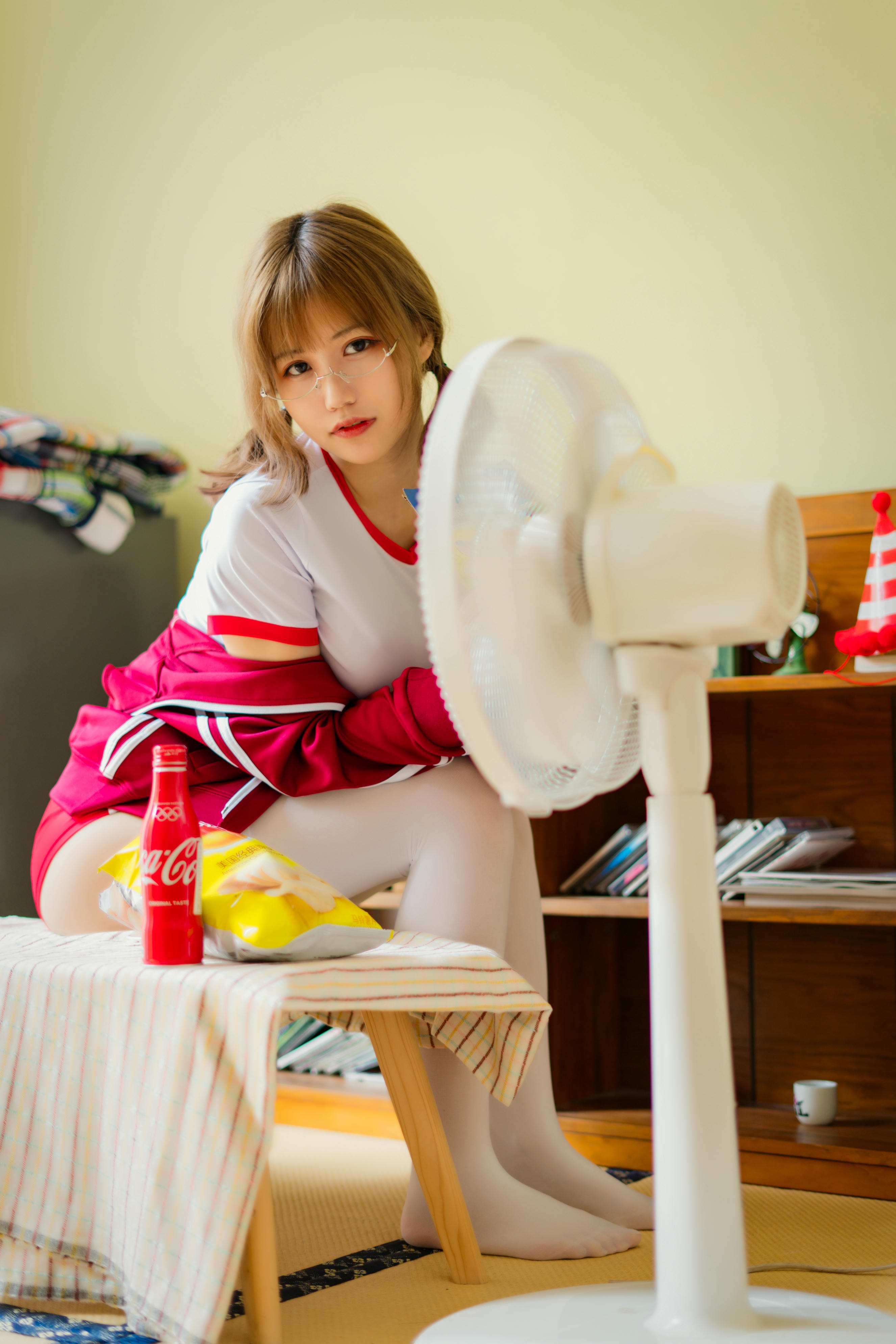 小仓千代w NO.004 红色体操服[48P-672MB]_第1集
