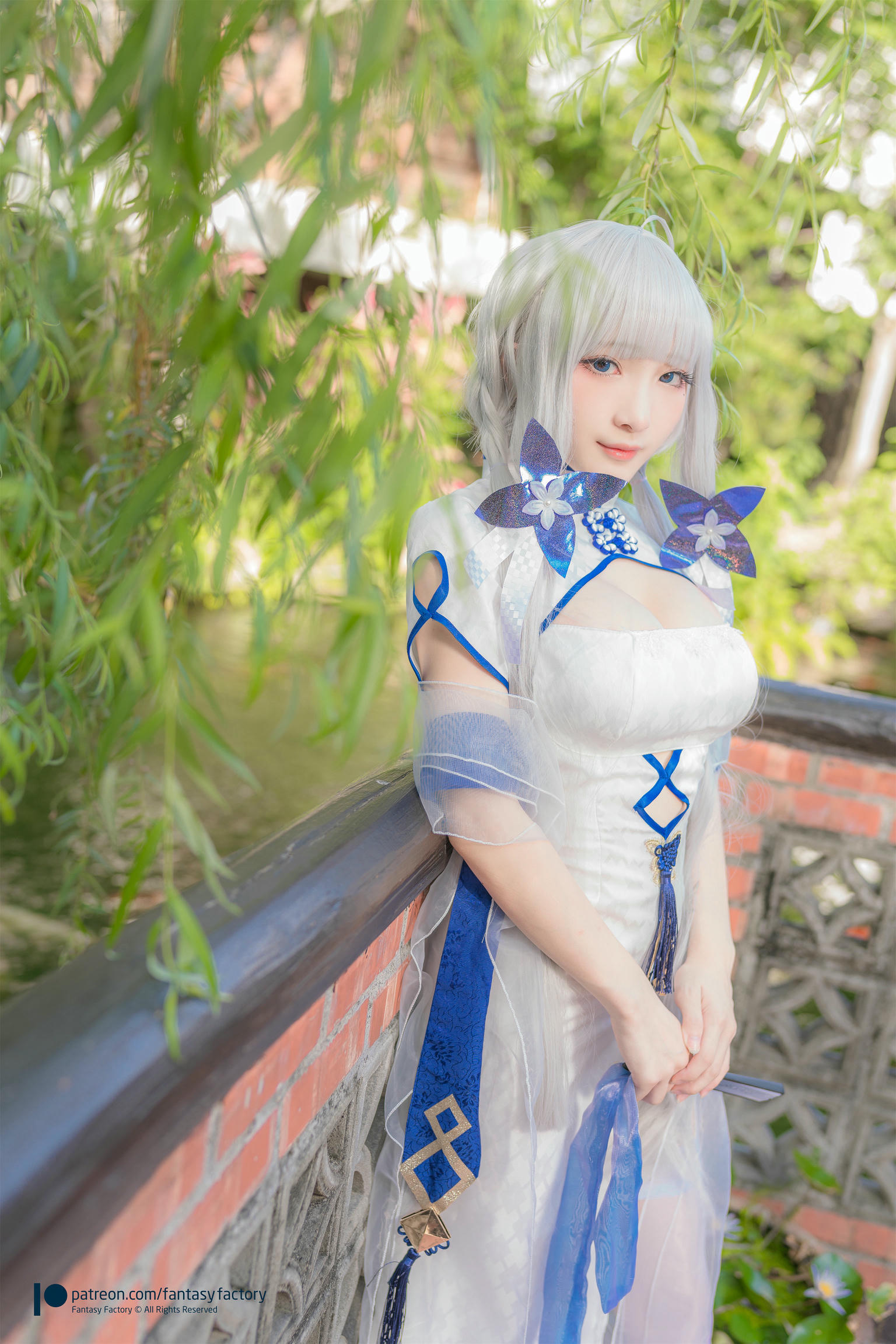 台湾写真模特fantastic小丁-HMS Illustrious Aircraft Carrier cheongsam_第1集