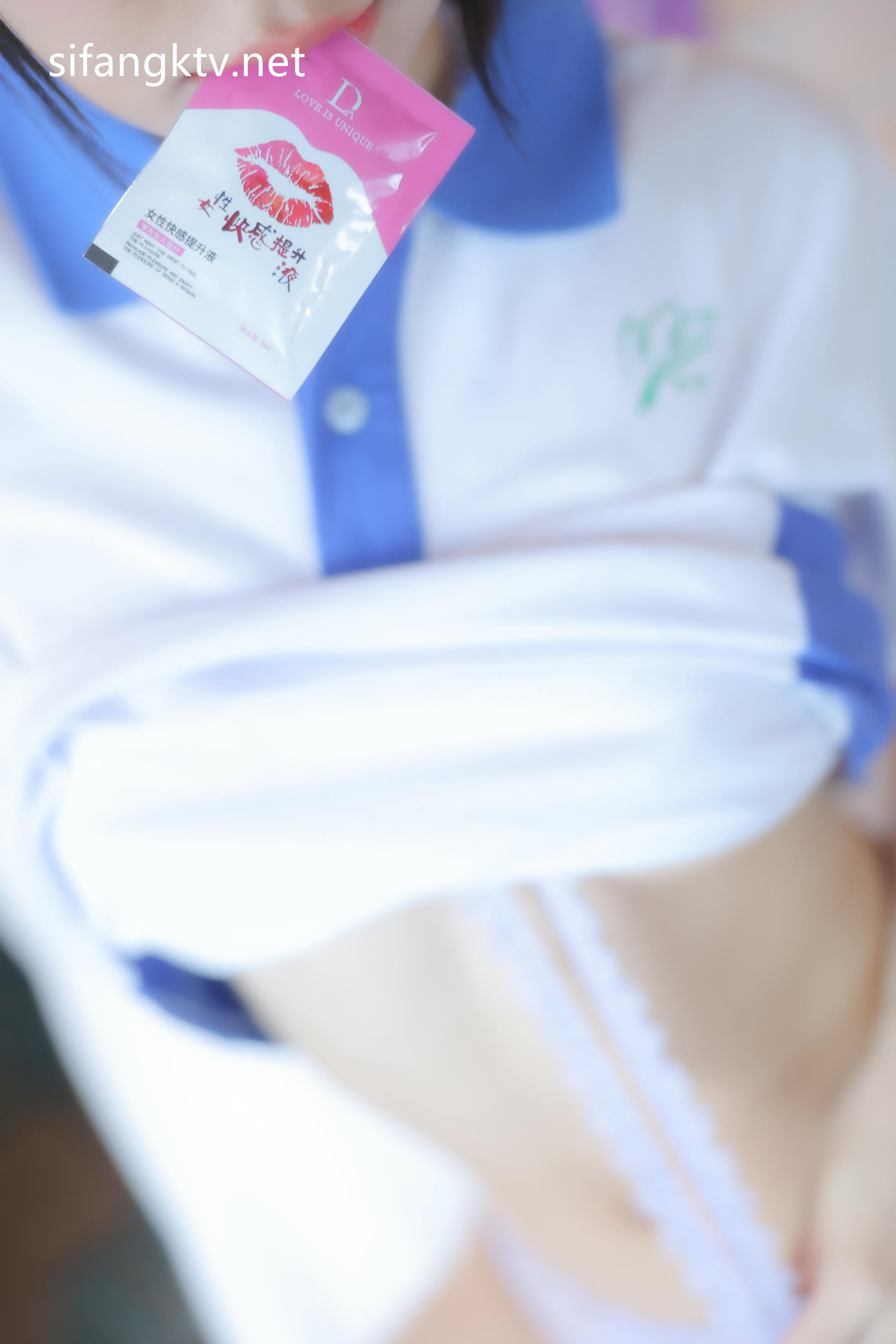 谢小蒽(幼幼)-XIUREN NO.7085 学生制服 [161P+4V 1.68 GB]_第6集