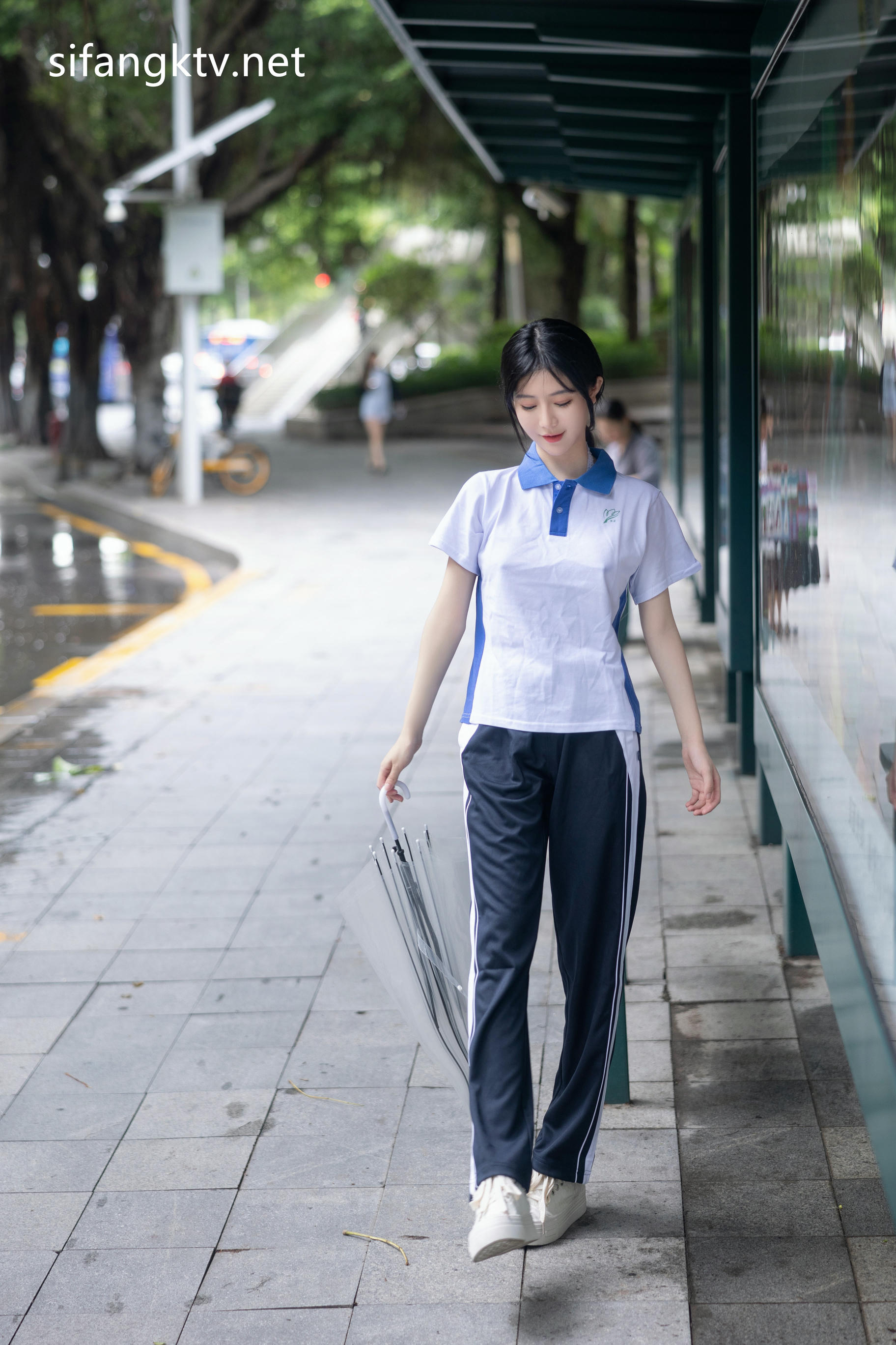 谢小蒽(幼幼)-XIUREN NO.7085 学生制服 [161P+4V 1.68 GB]_第1集