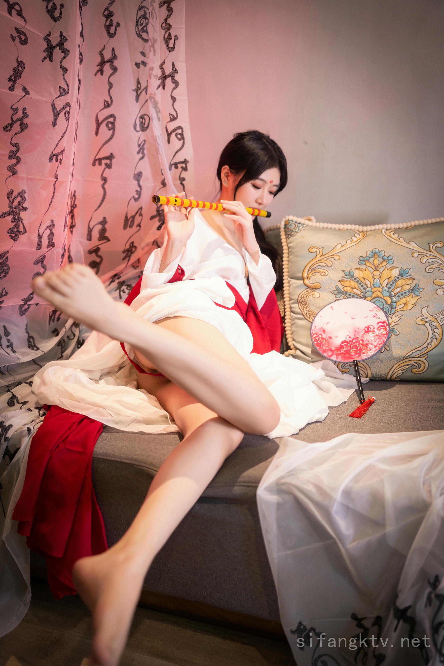 谢小蒽(幼幼)-XIUREN NO.7192 古装 [142P+5V 2.59 GB]_第2集