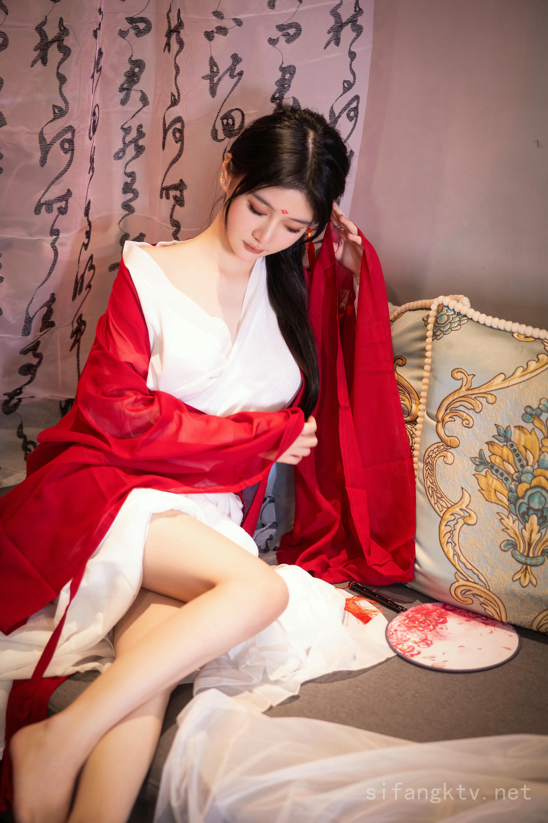 谢小蒽(幼幼)-XIUREN NO.7192 古装 [142P+5V 2.59 GB]_第1集