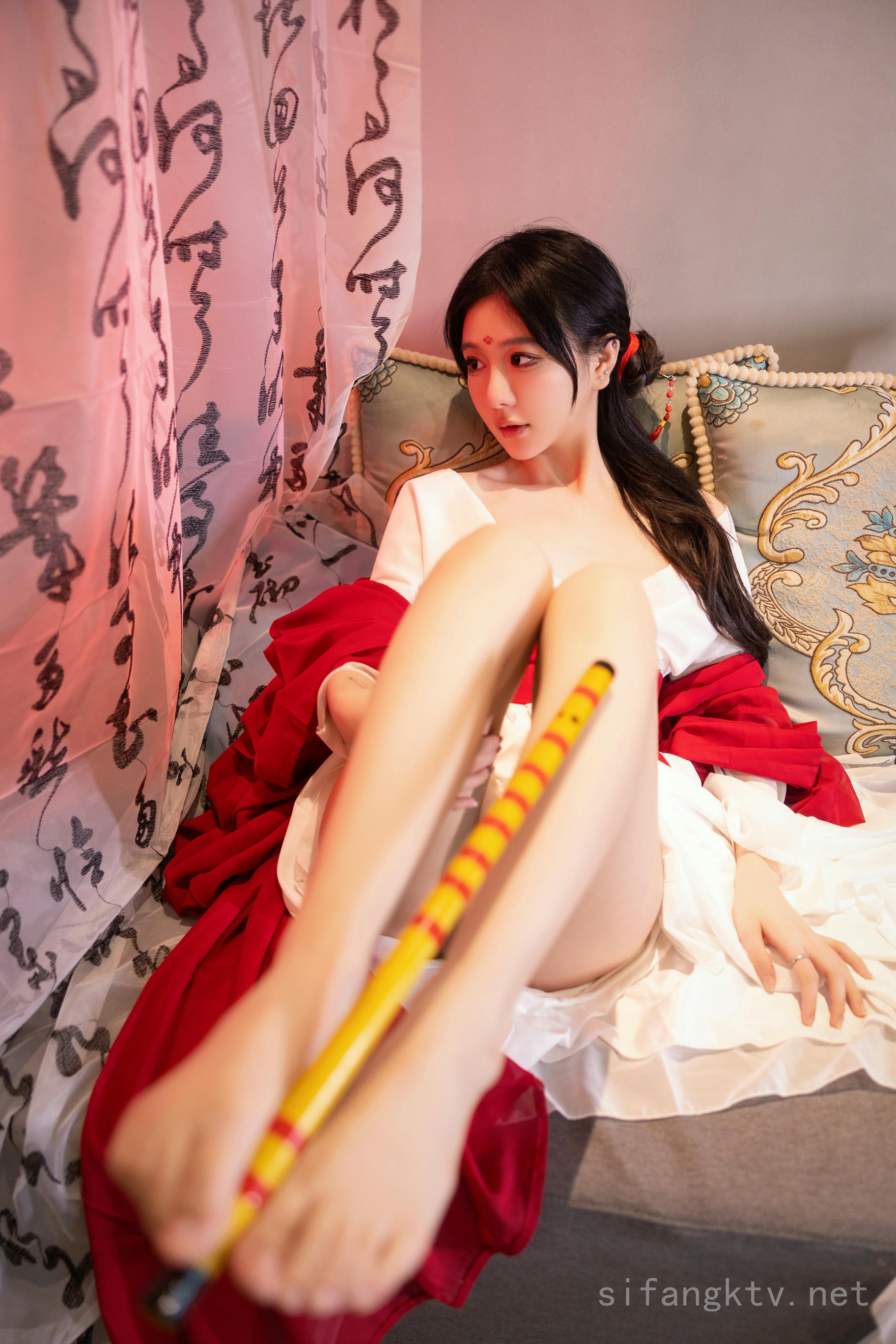 谢小蒽(幼幼)-XIUREN NO.7192 古装 [142P+5V 2.59 GB]_第3集