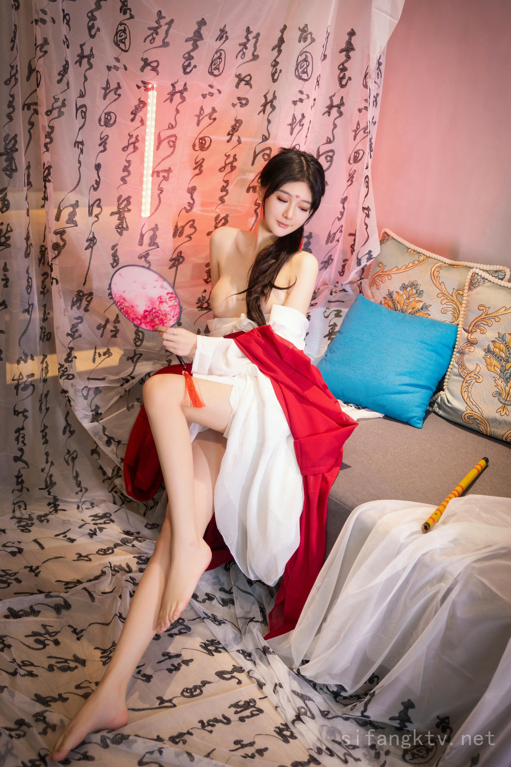谢小蒽(幼幼)-XIUREN NO.7192 古装 [142P+5V 2.59 GB]_第3集