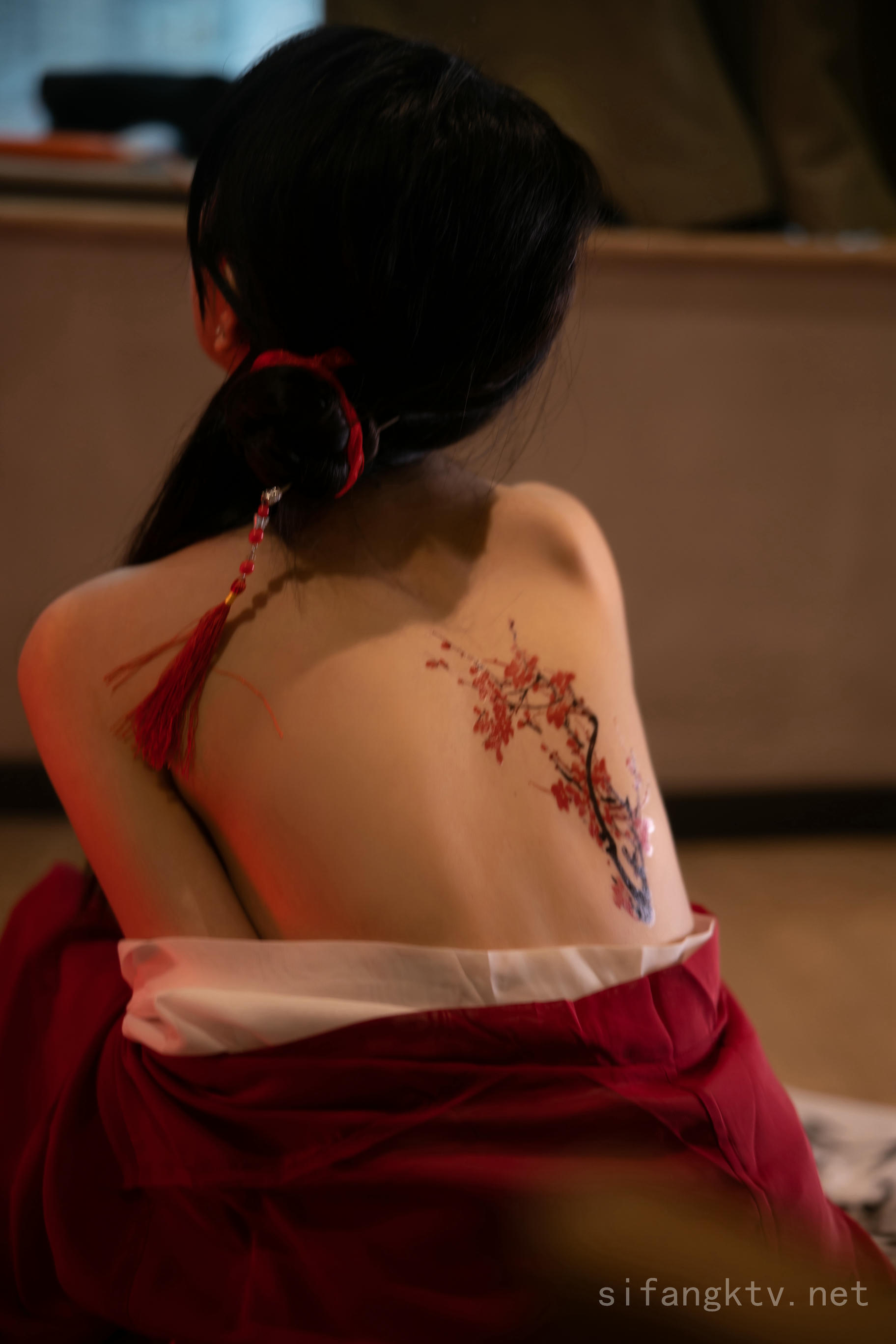 谢小蒽(幼幼)-XIUREN NO.7192 古装 [142P+5V 2.59 GB]_第5集