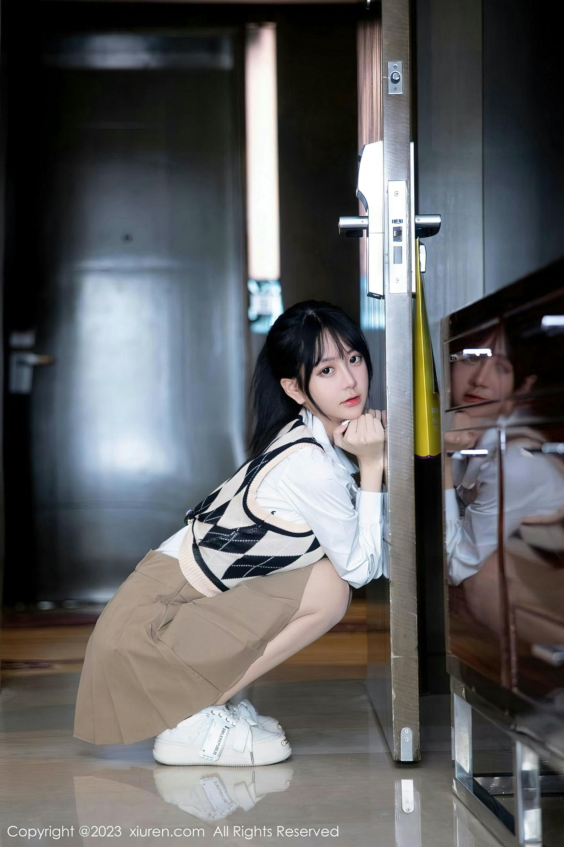 [Xiuren秀人网]2023.02.27 No.6329 谢小蒽 [94P／655MB]_第1集